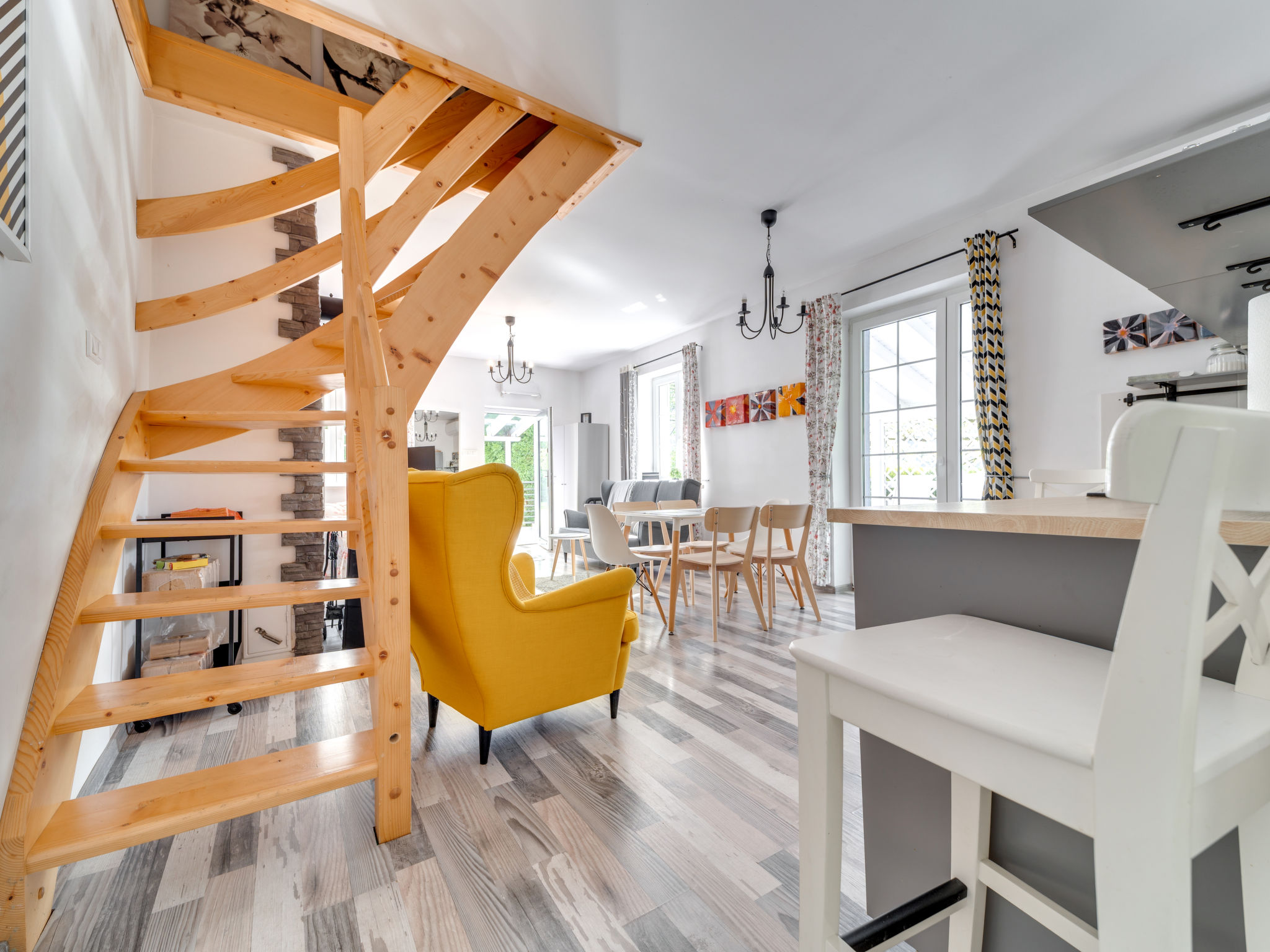 Kitchen / Dining Room
