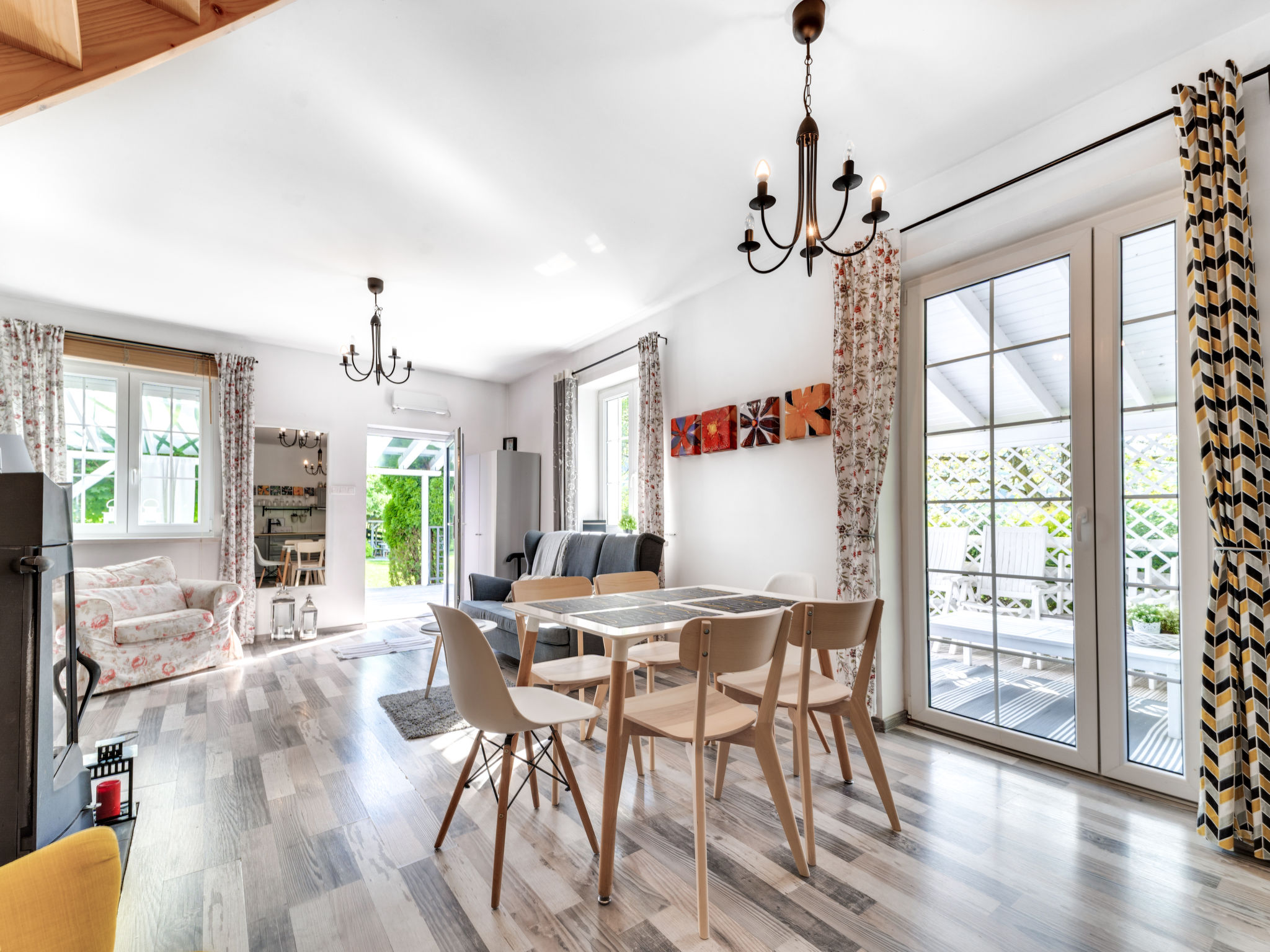Kitchen / Dining Room