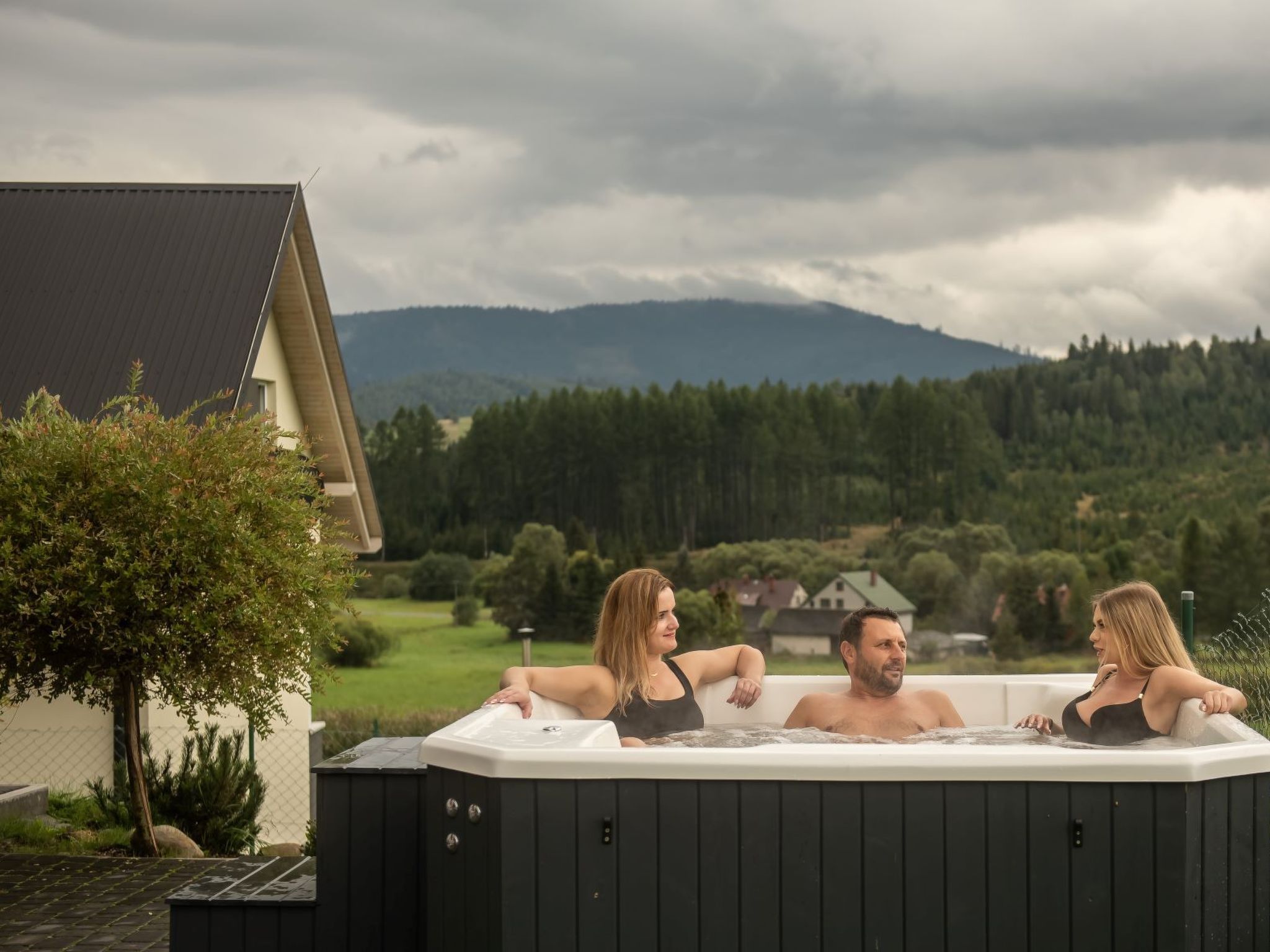 Modernes Ferienhaus in Kiczora mit Großem Garten-Binnen