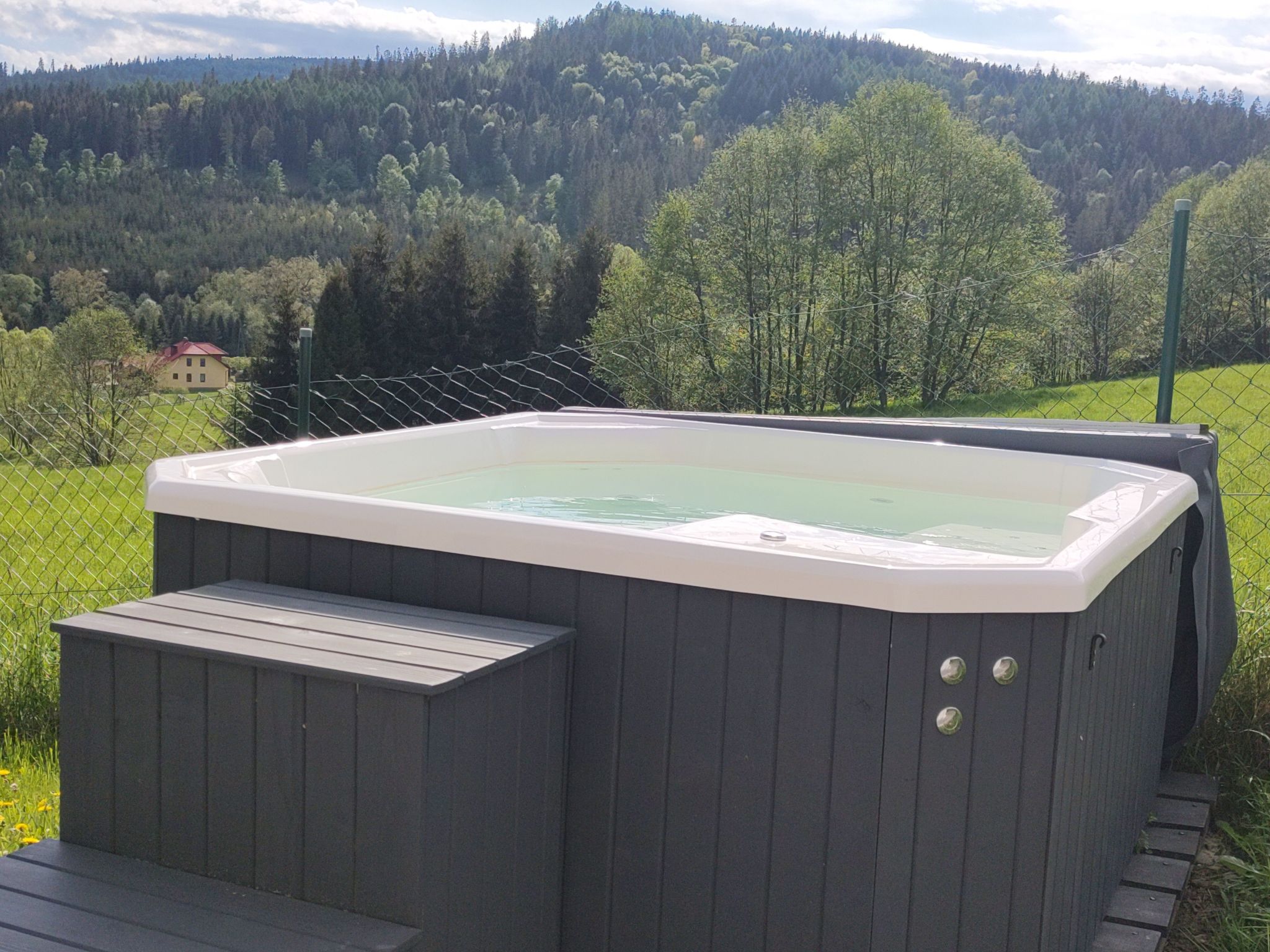 Modernes Ferienhaus in Kiczora mit Großem Garten-Binnen