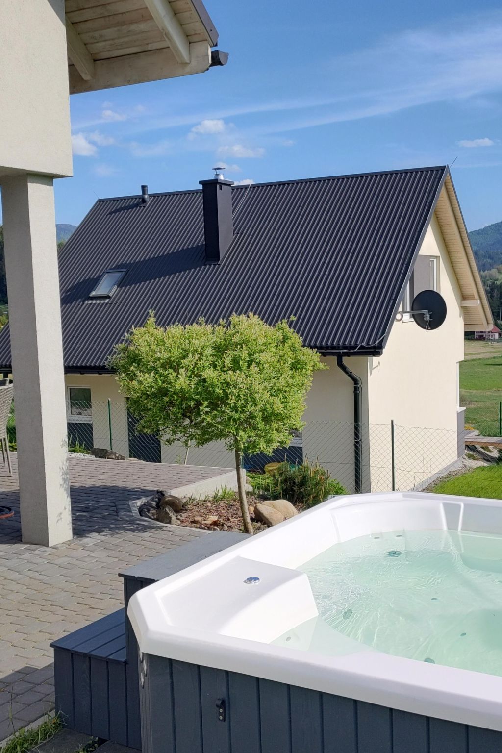 Modernes Ferienhaus in Kiczora mit Großem Garten-Binnen