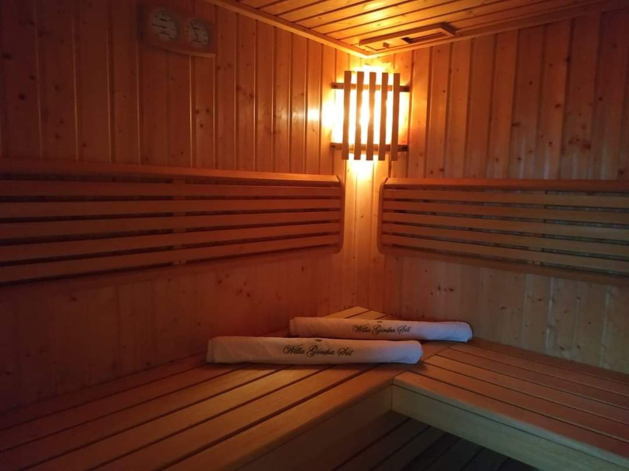 Modernes Ferienhaus in Kiczora mit Großem Garten-Binnen