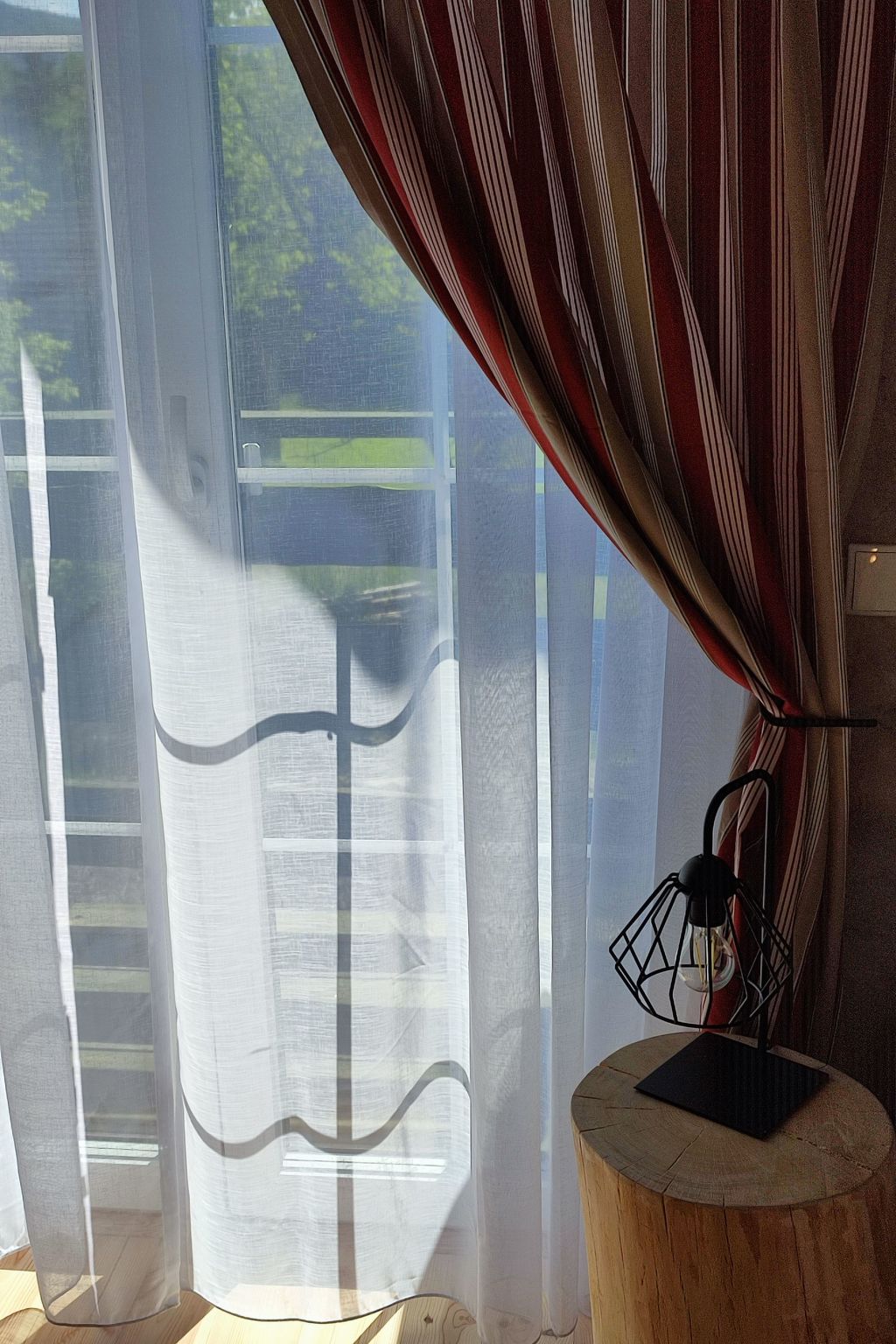 Tor der Berge - Hütte Wolf-Binnen