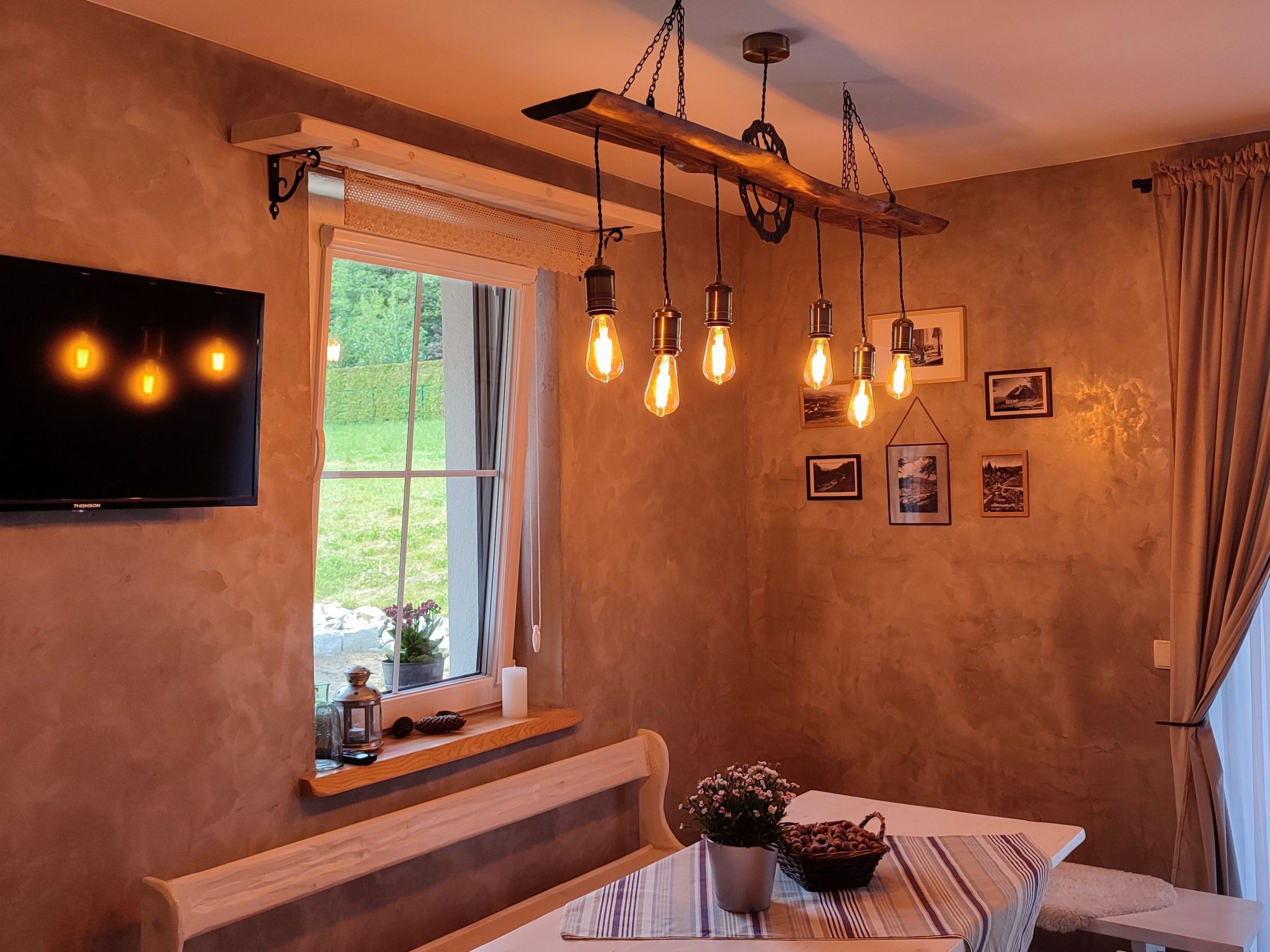 Tor der Berge - Hütte Wolf-Binnen