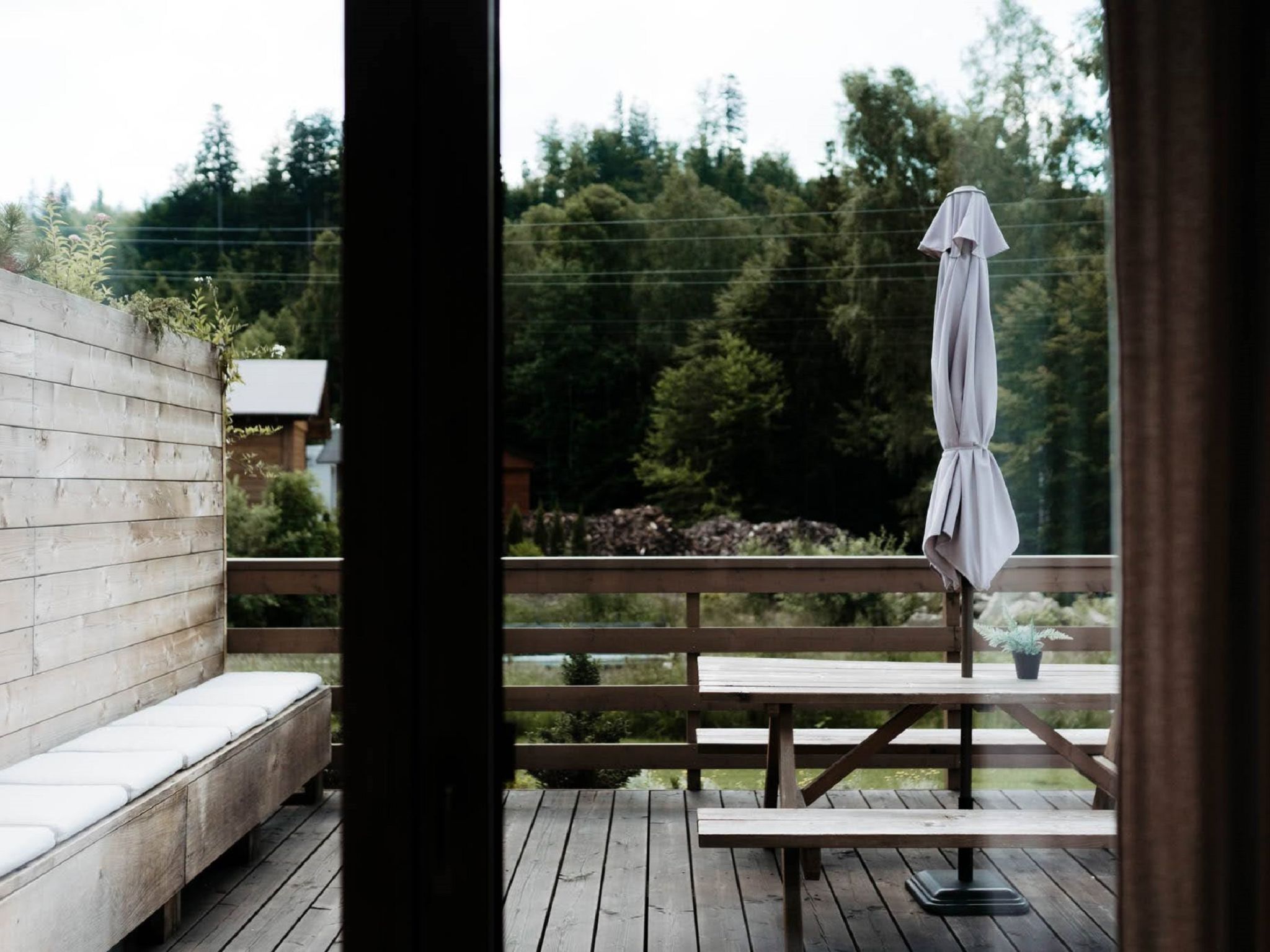 Domek pod Szarowym Lasem — Terrace (5 of 50)