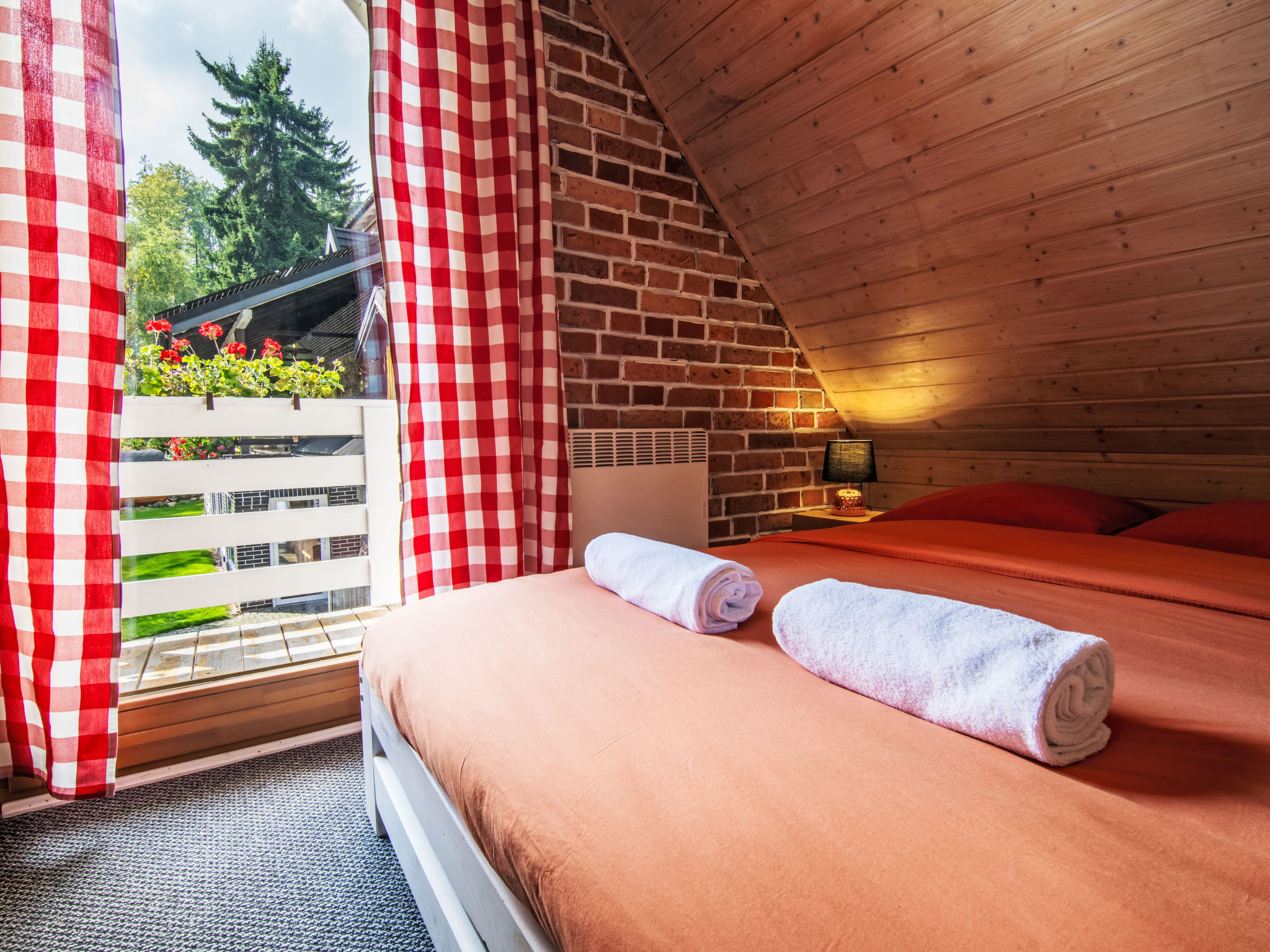 Landhaus mit Schwimmbad - Binnen