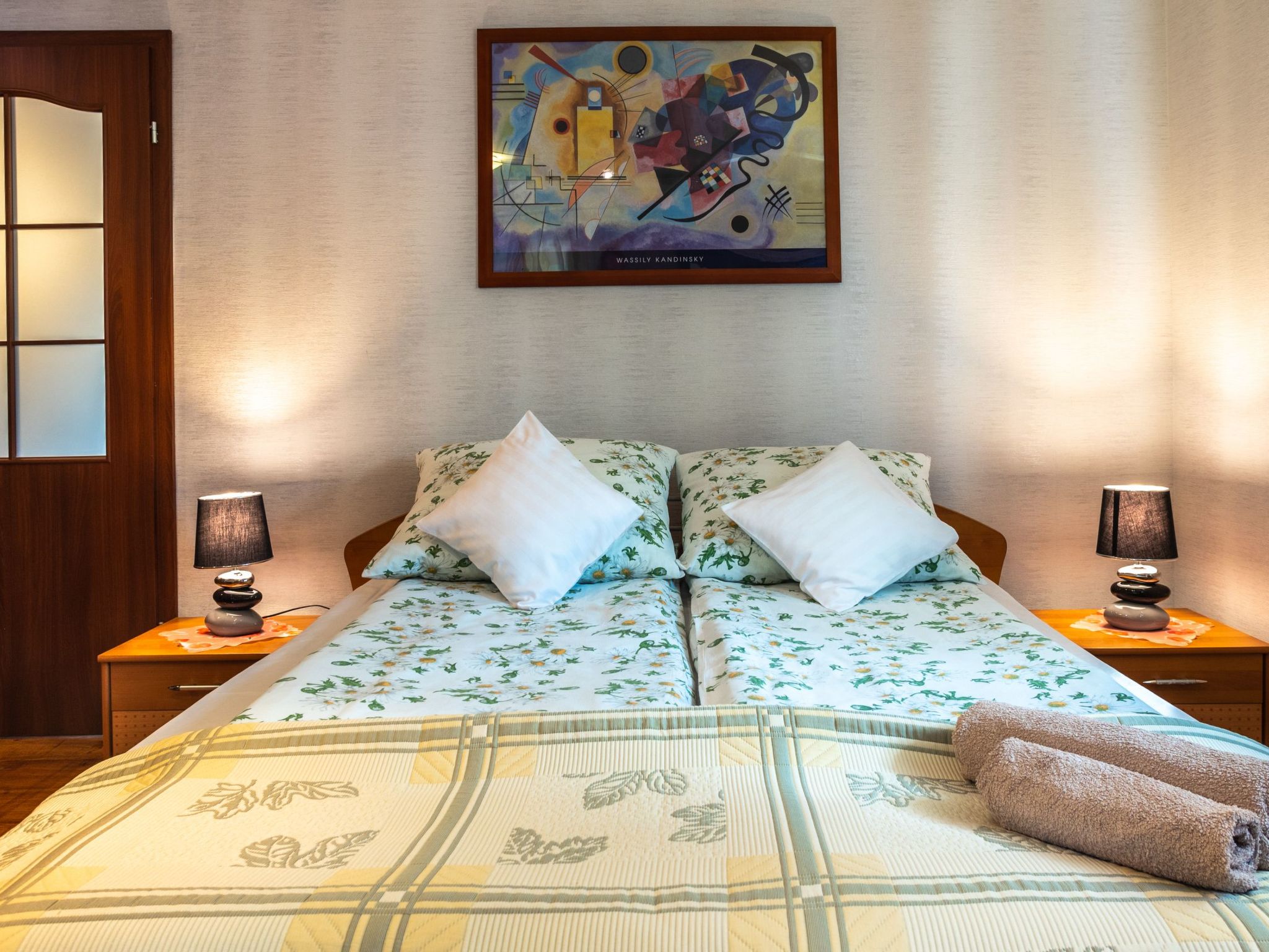 Wohnung mit Terrasse, Garten und Grill-Binnen