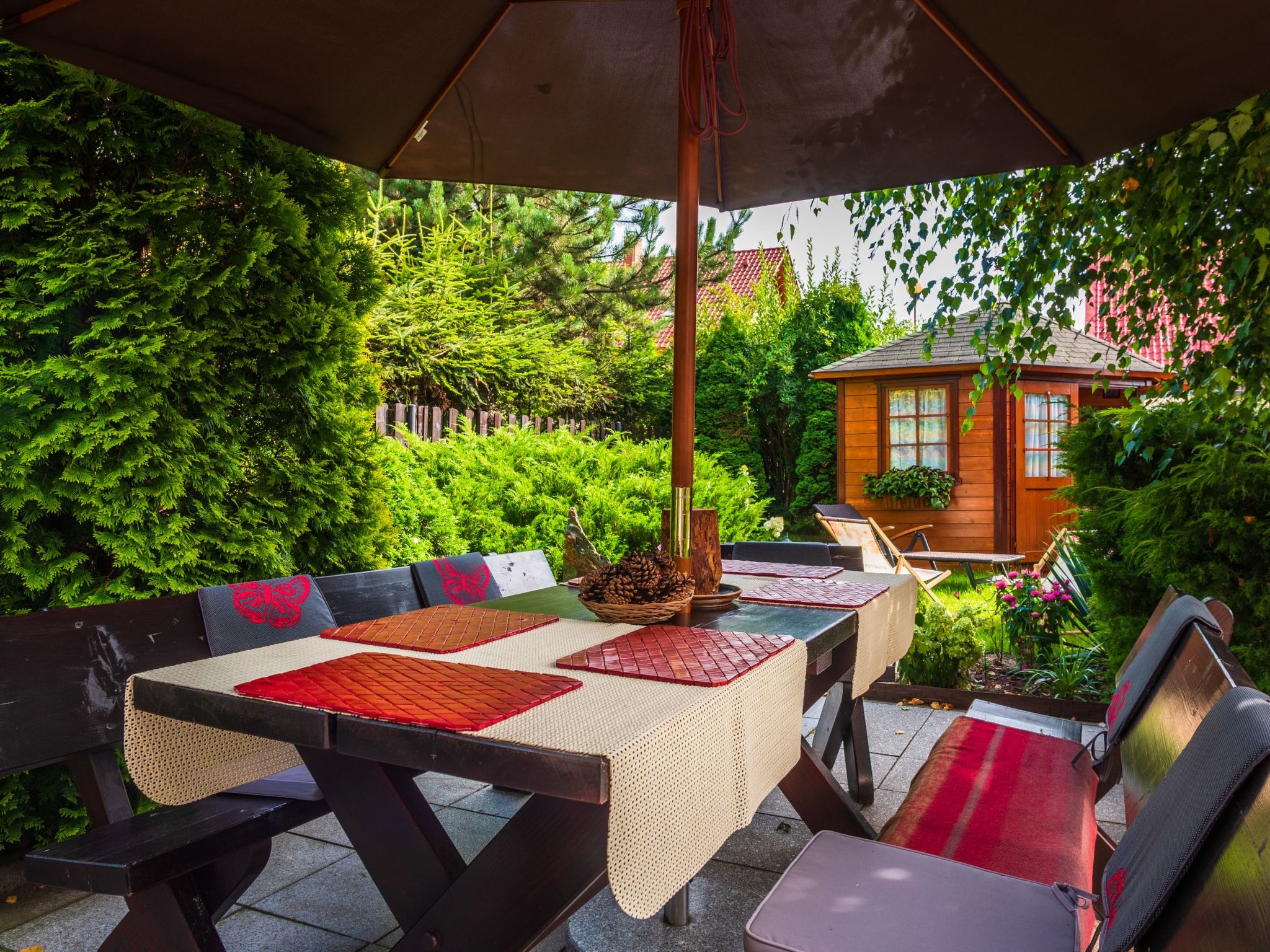 Wohnung mit Terrasse, Garten und Grill-Binnen