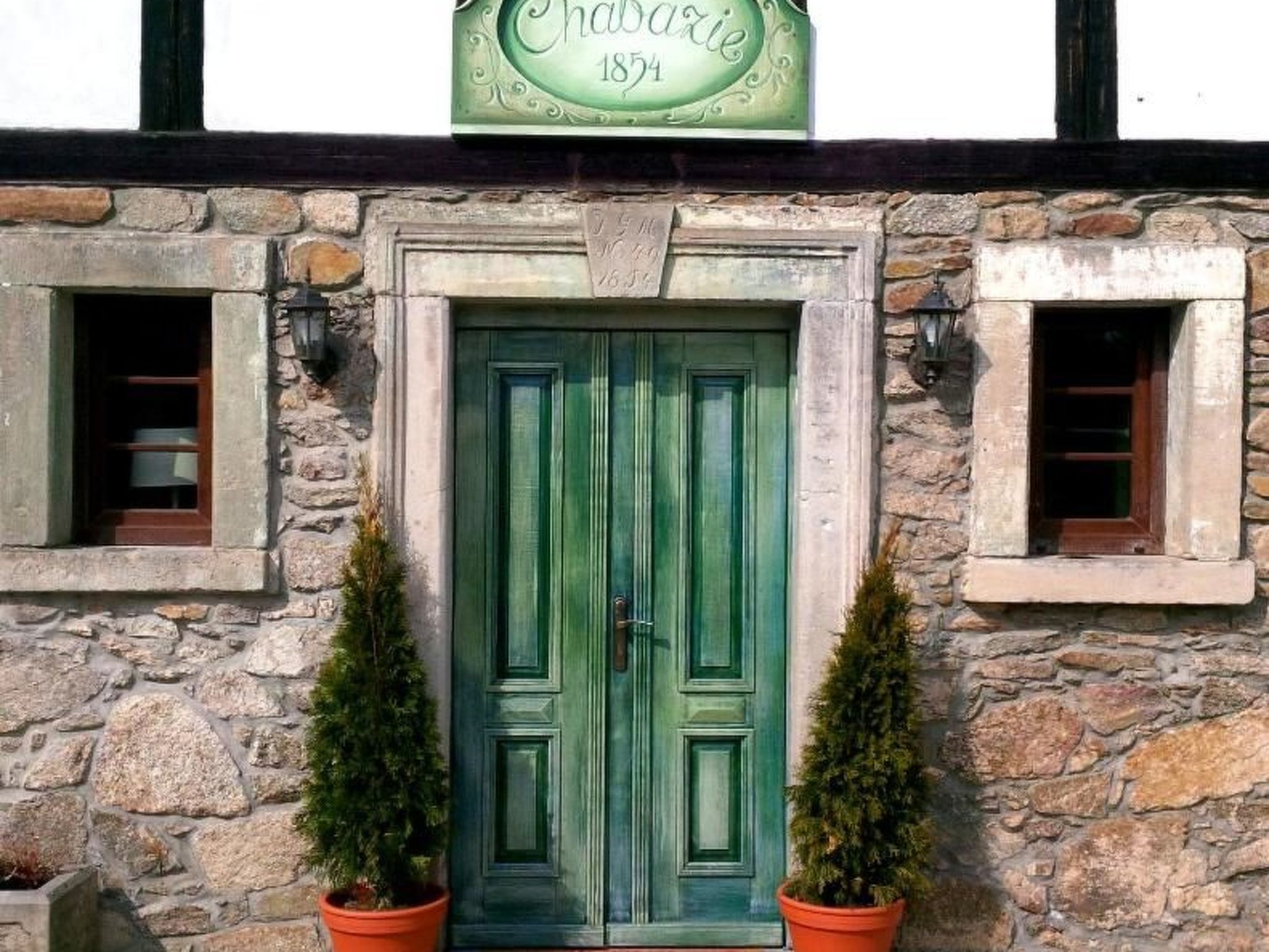 Nasze Chabazie-Inside