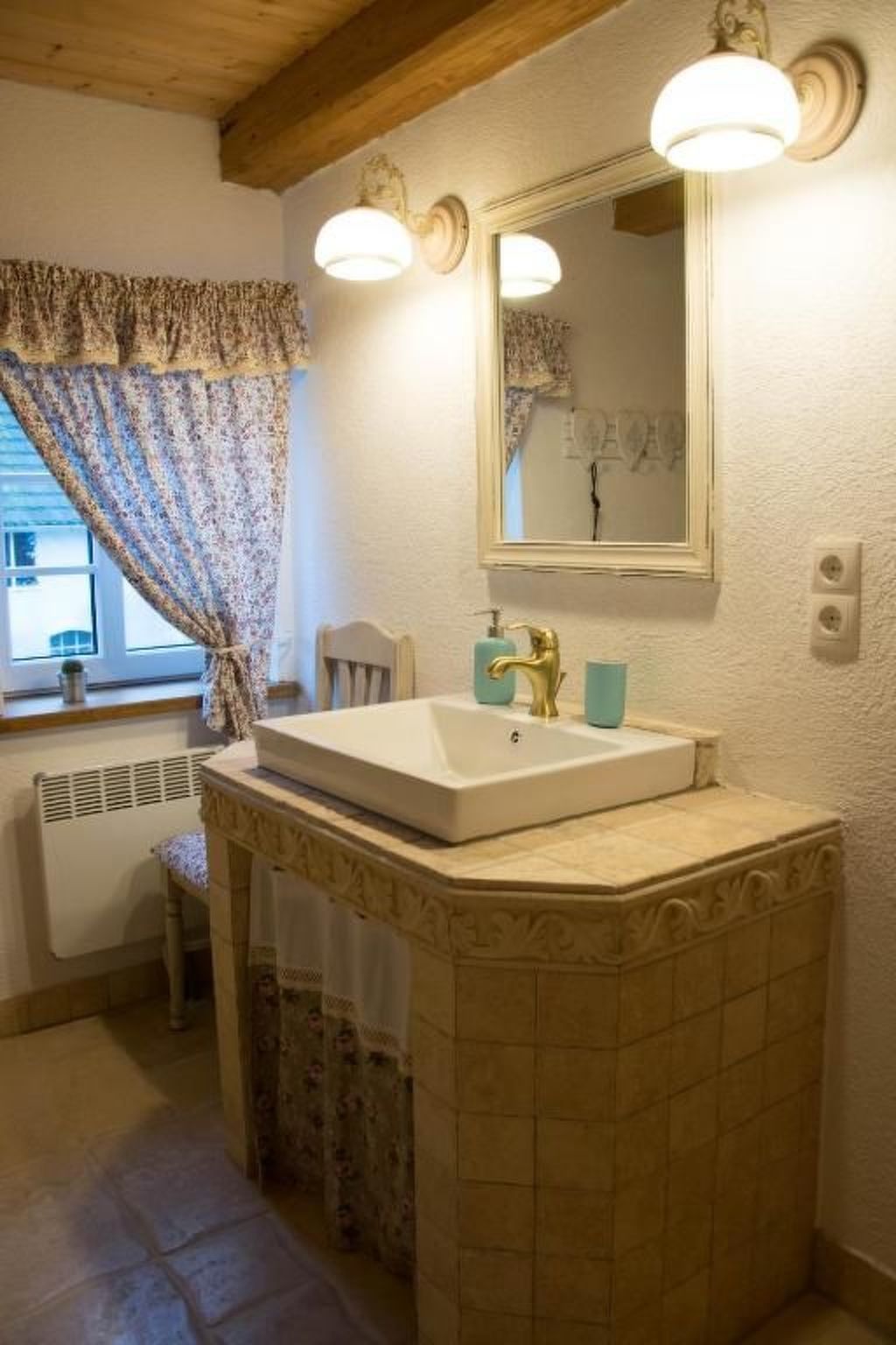 Nasze Chabazie-Inside