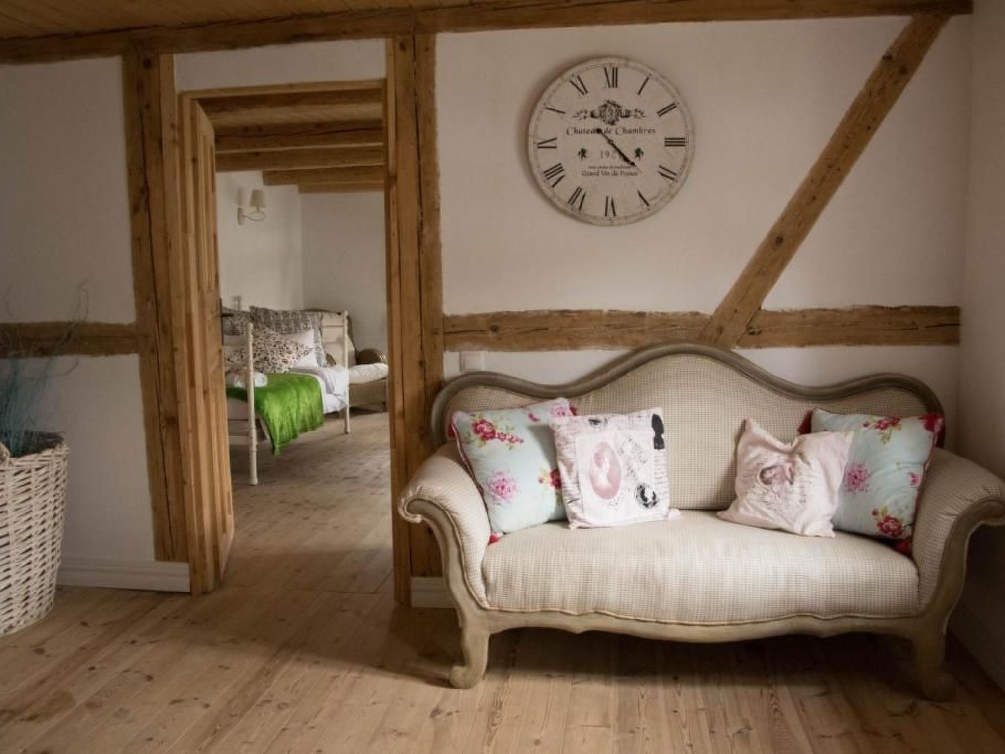 Nasze Chabazie-Inside