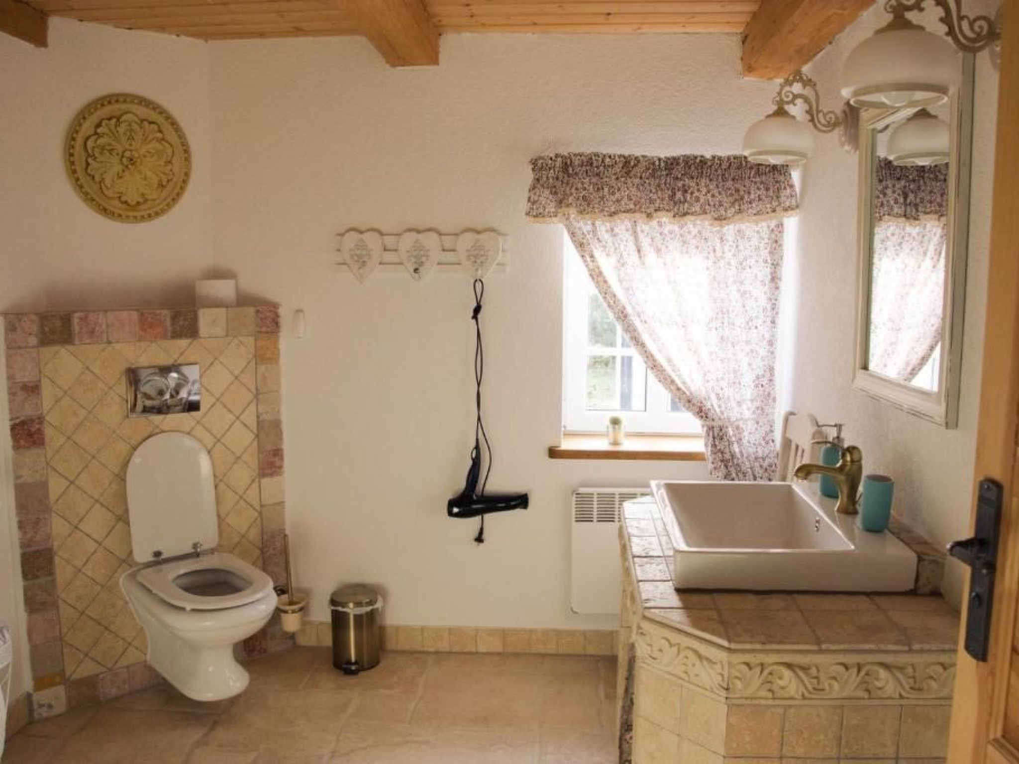 Nasze Chabazie-Inside