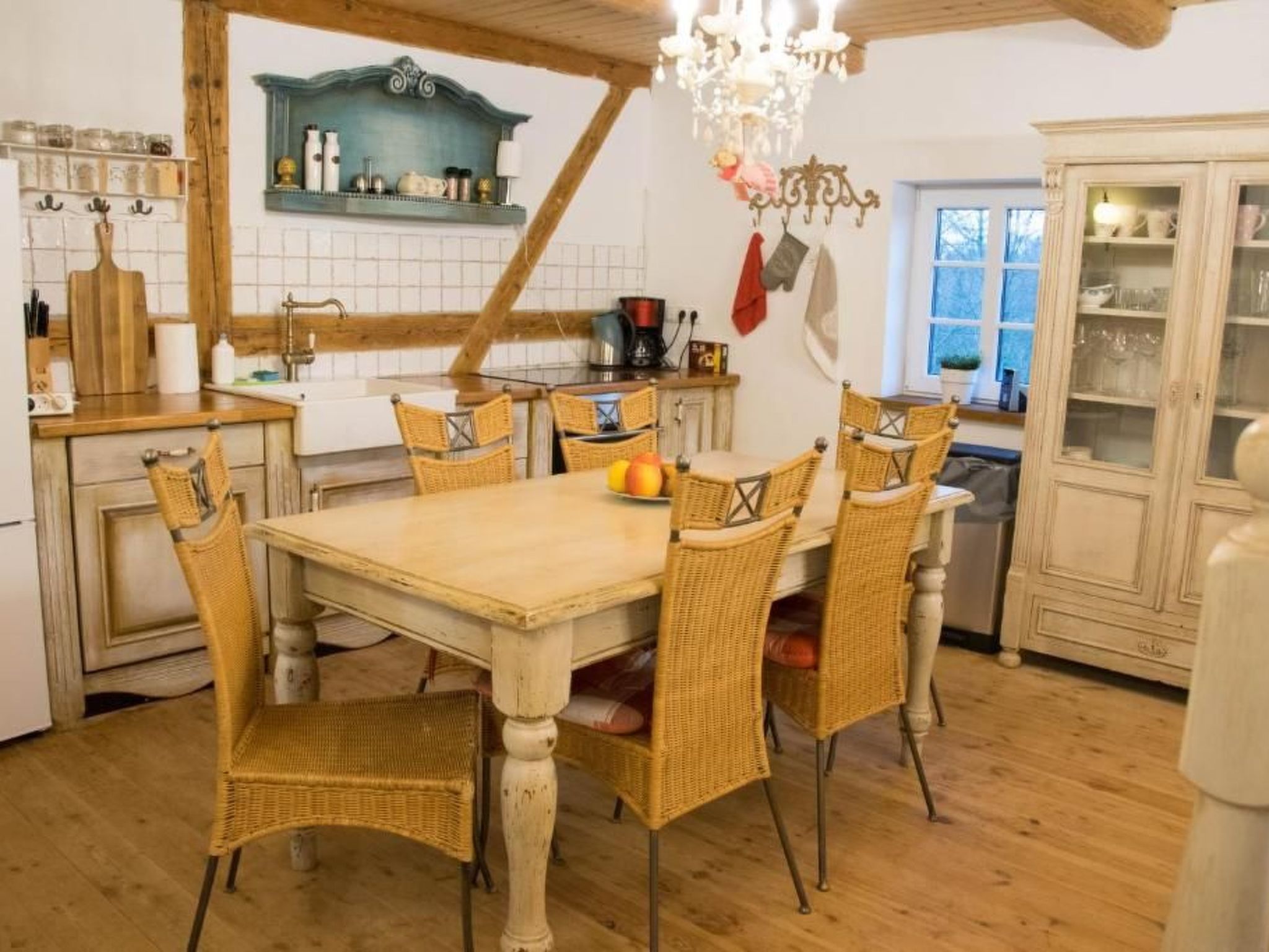 Nasze Chabazie-Inside