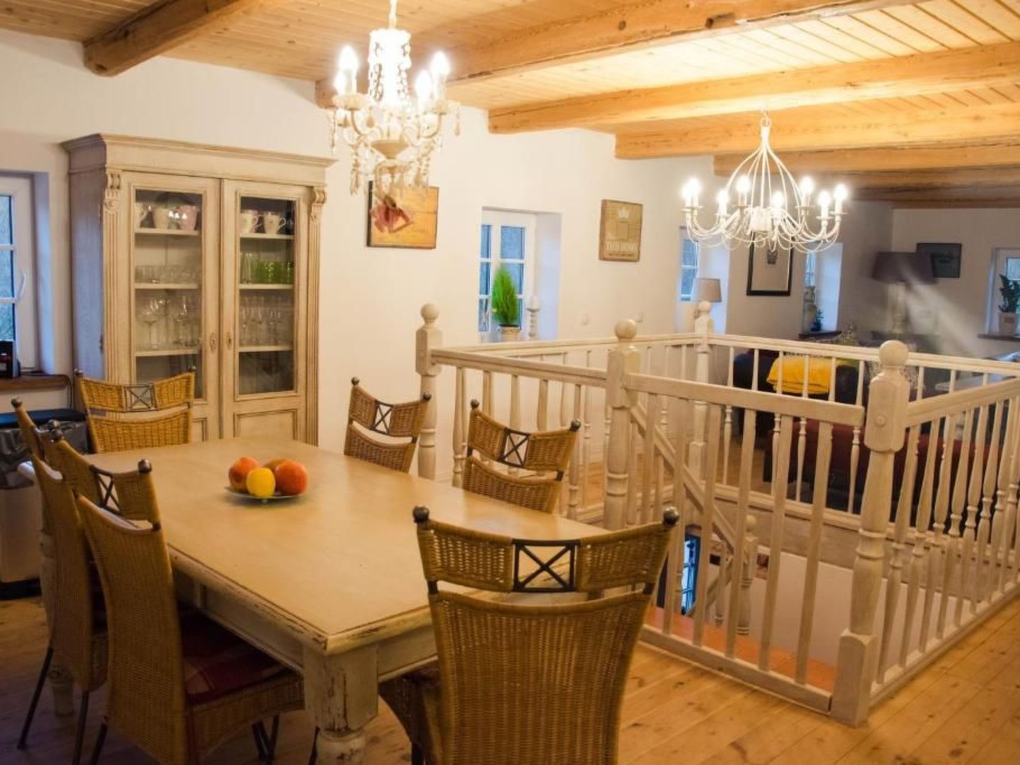 Nasze Chabazie-Inside