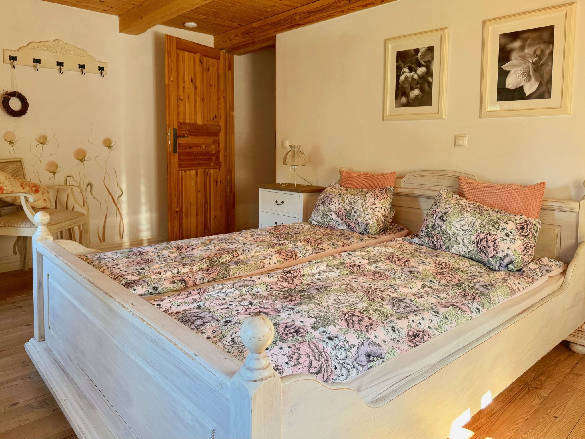 Nasze Chabazie-Inside