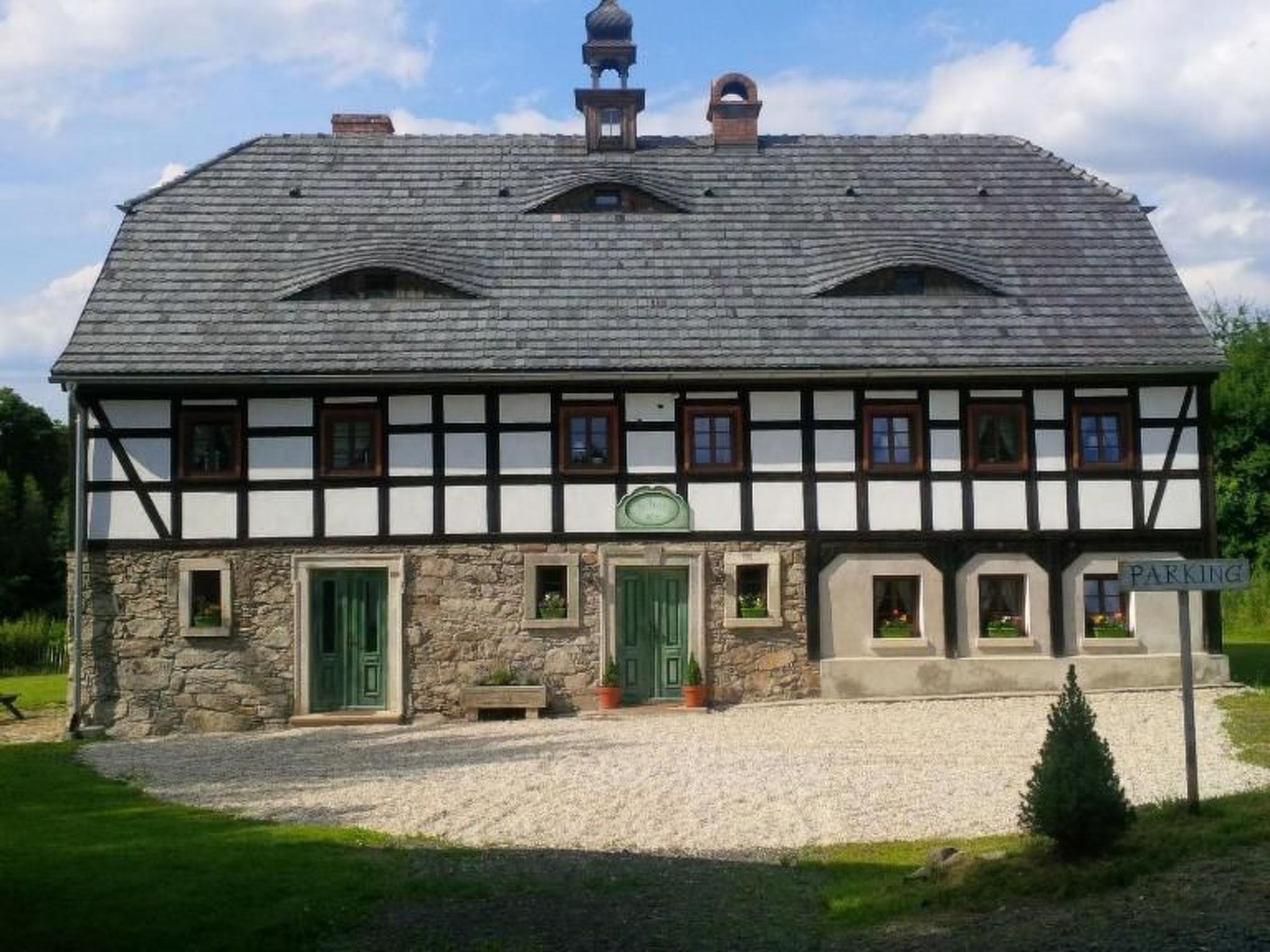 Nasze Chabazie-Inside