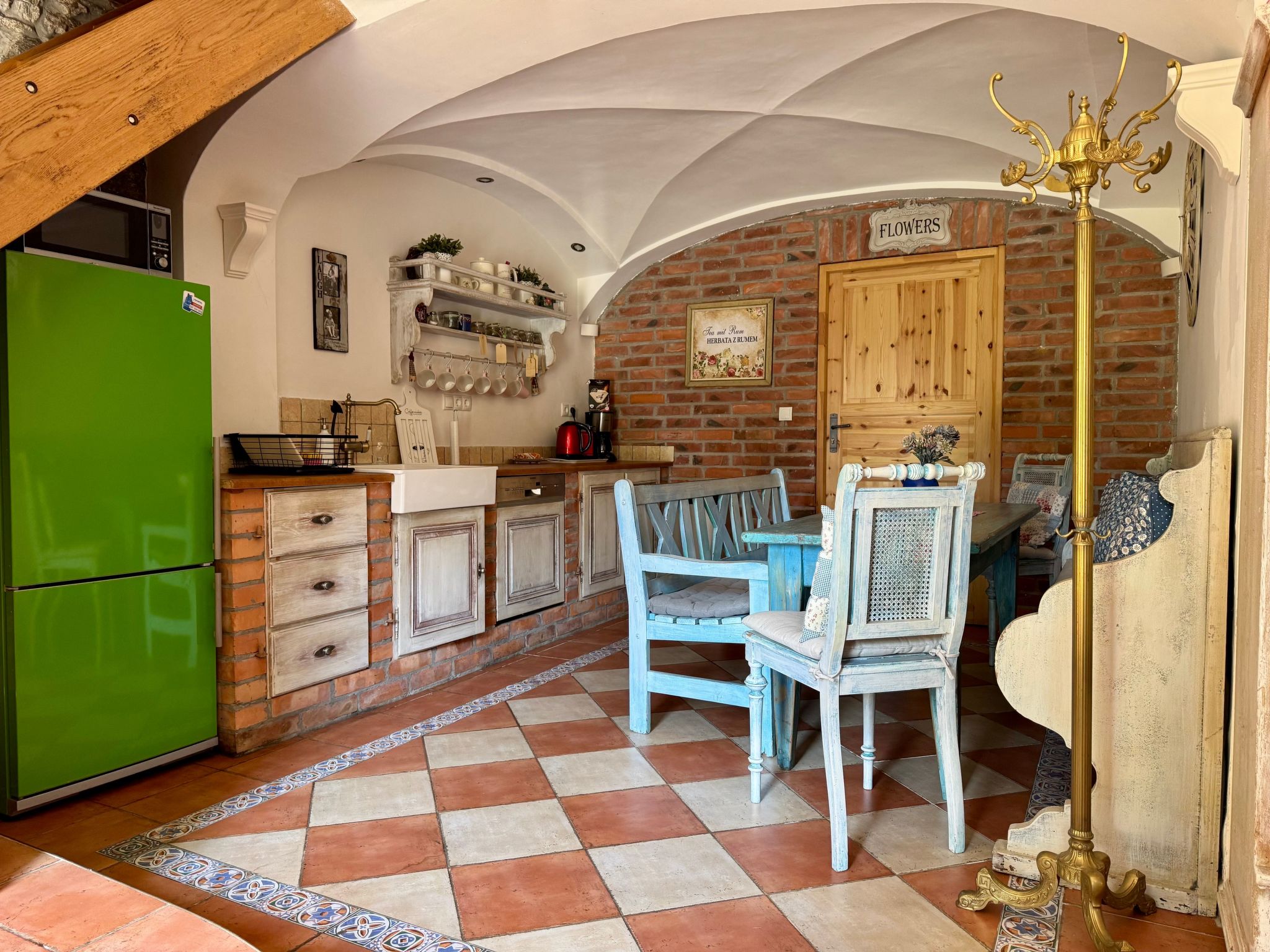 Nasze Chabazie-Inside