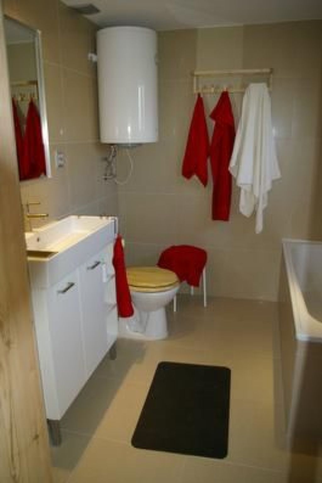 In Gajówka mit Terrasse und Garten