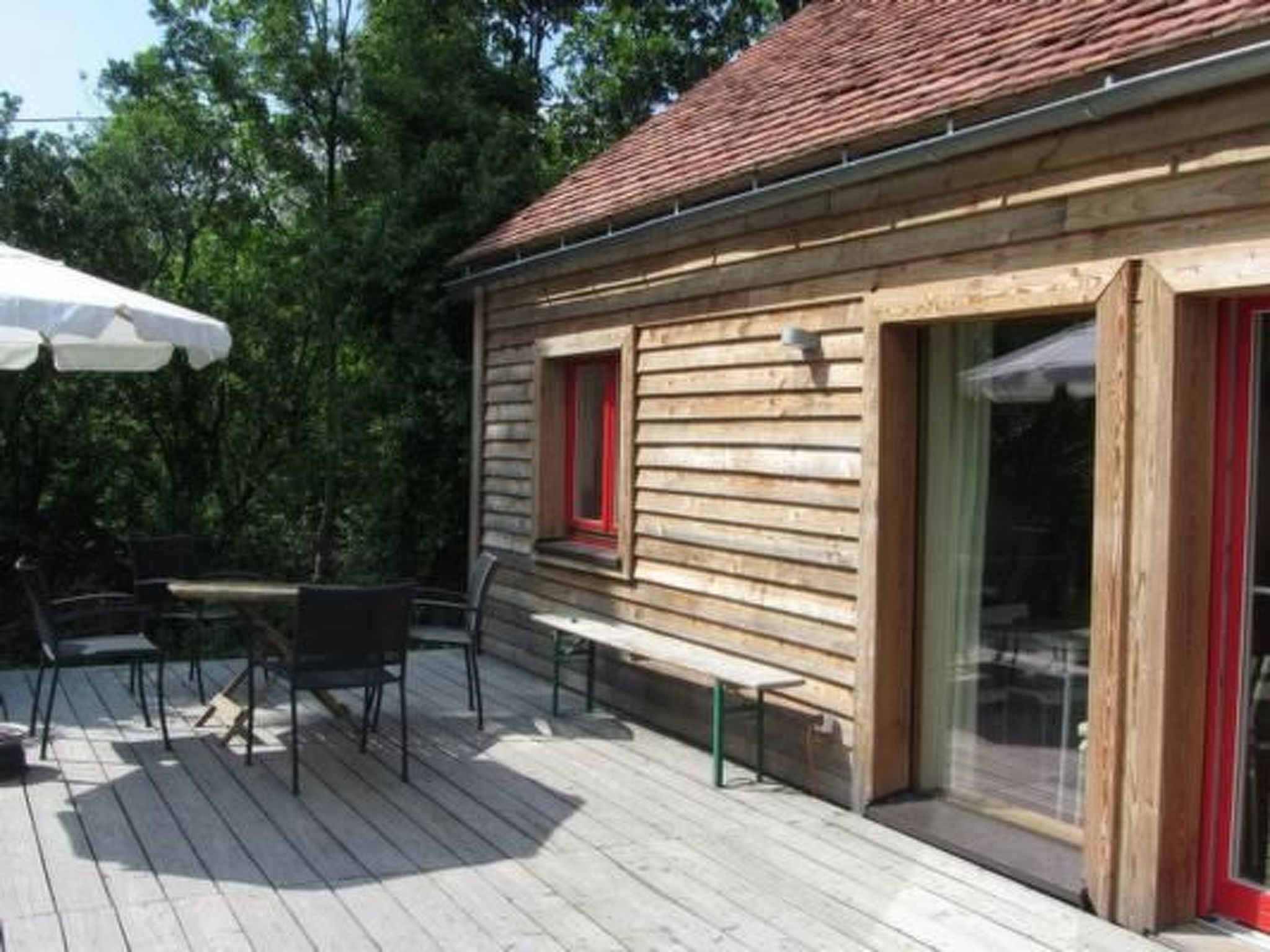 In Gajówka mit Terrasse und Garten-Inside