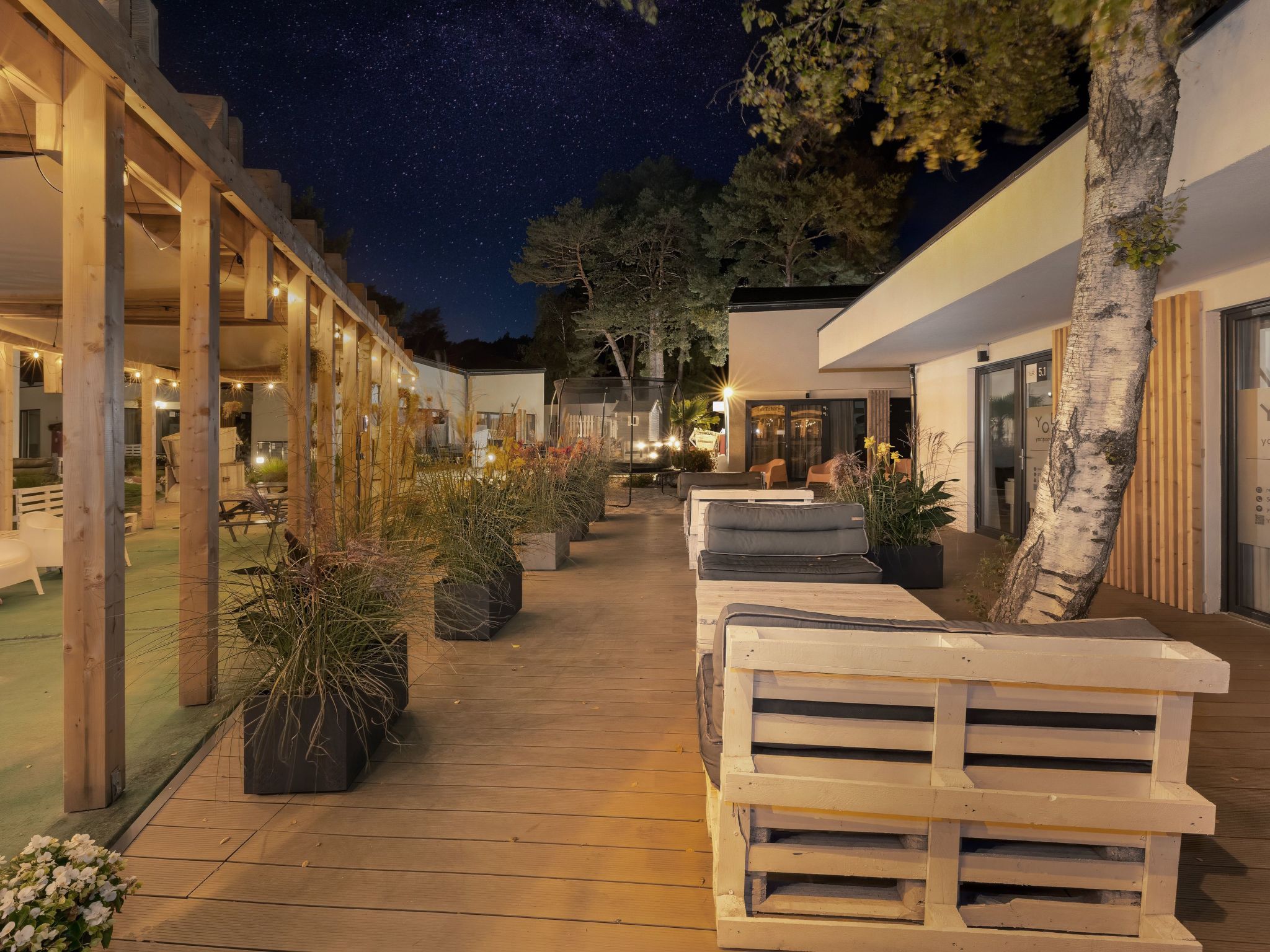 Mit privater Terrasse-Image-tags.info