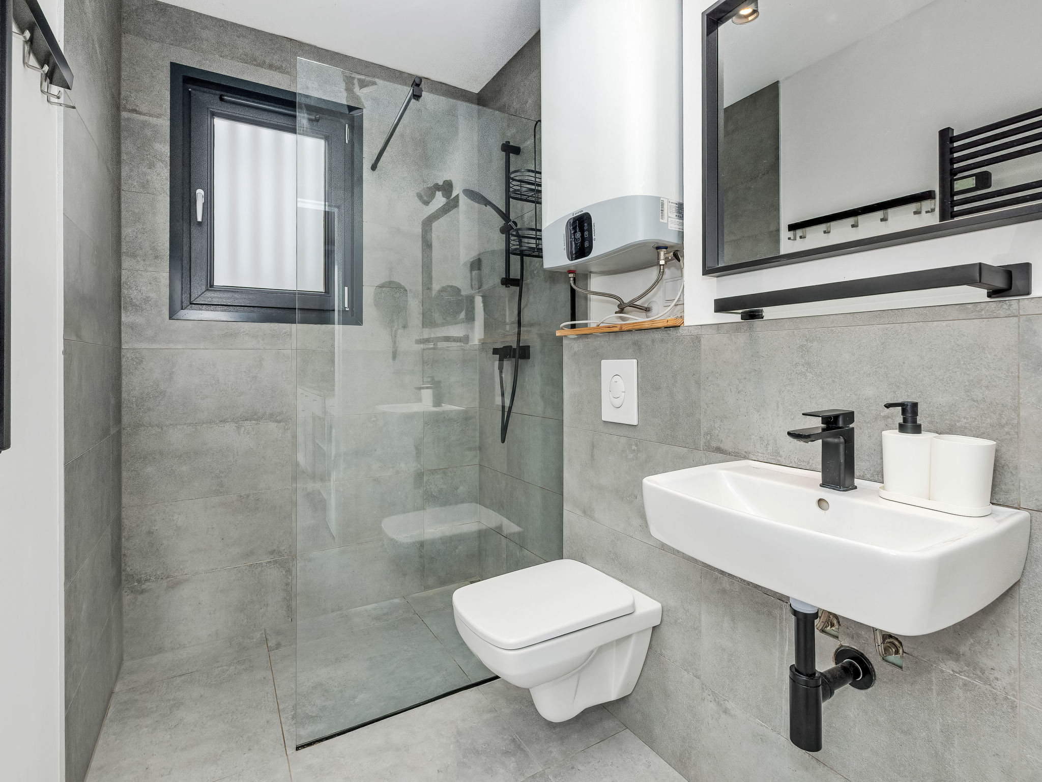 Mit privater Terrasse - Binnen