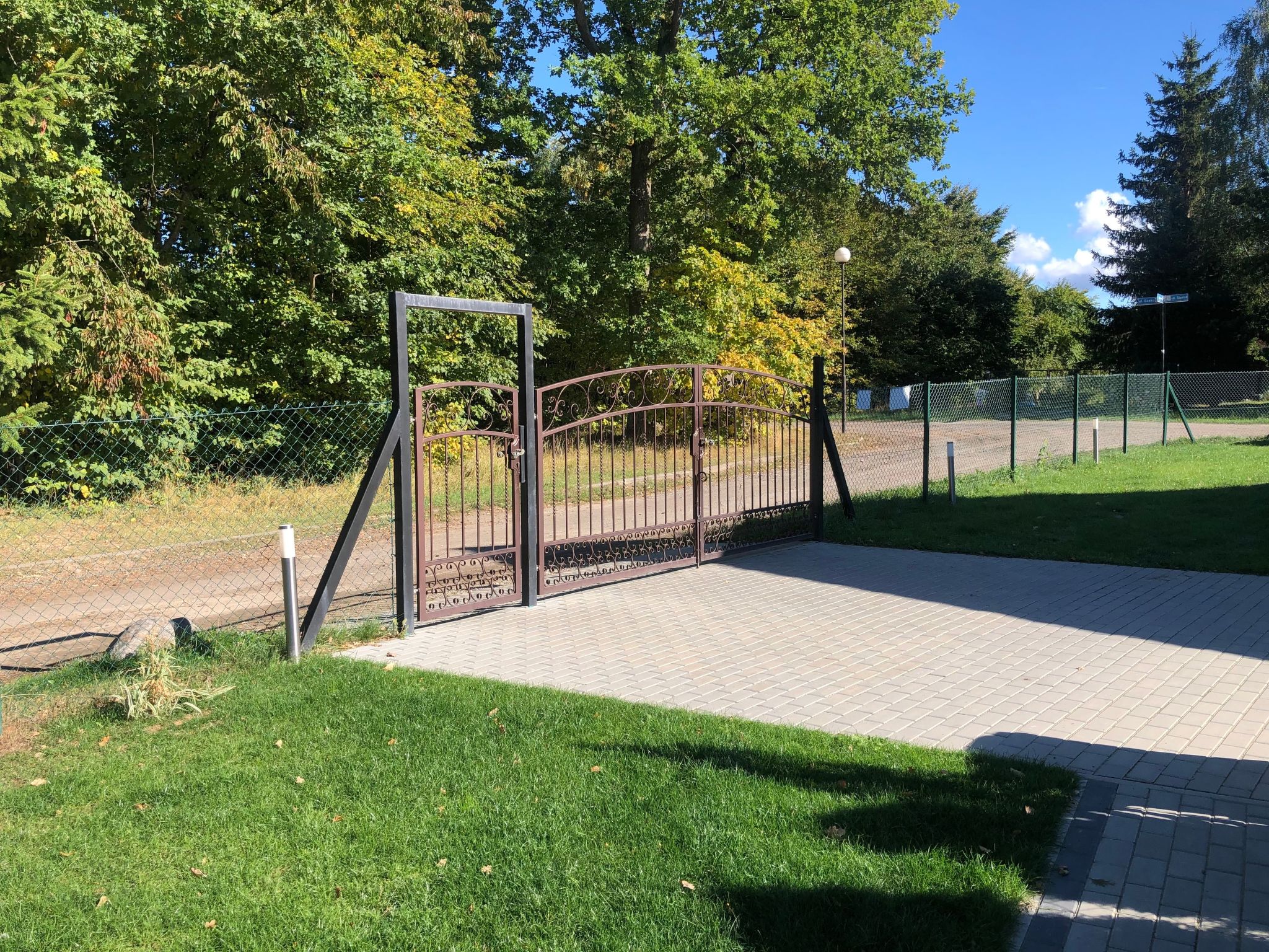 Villa Kacper mit privatem Garten, Terrasse und Grill-Binnen