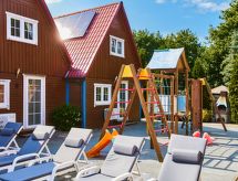 Boathouse met verwarmd zwembad, 30m van zee in Rewal, Polen - thumbnail 1