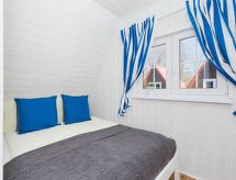 Strandhuis met verwarmd zwembad op 30 meter van zee in Rewal - thumbnail 6