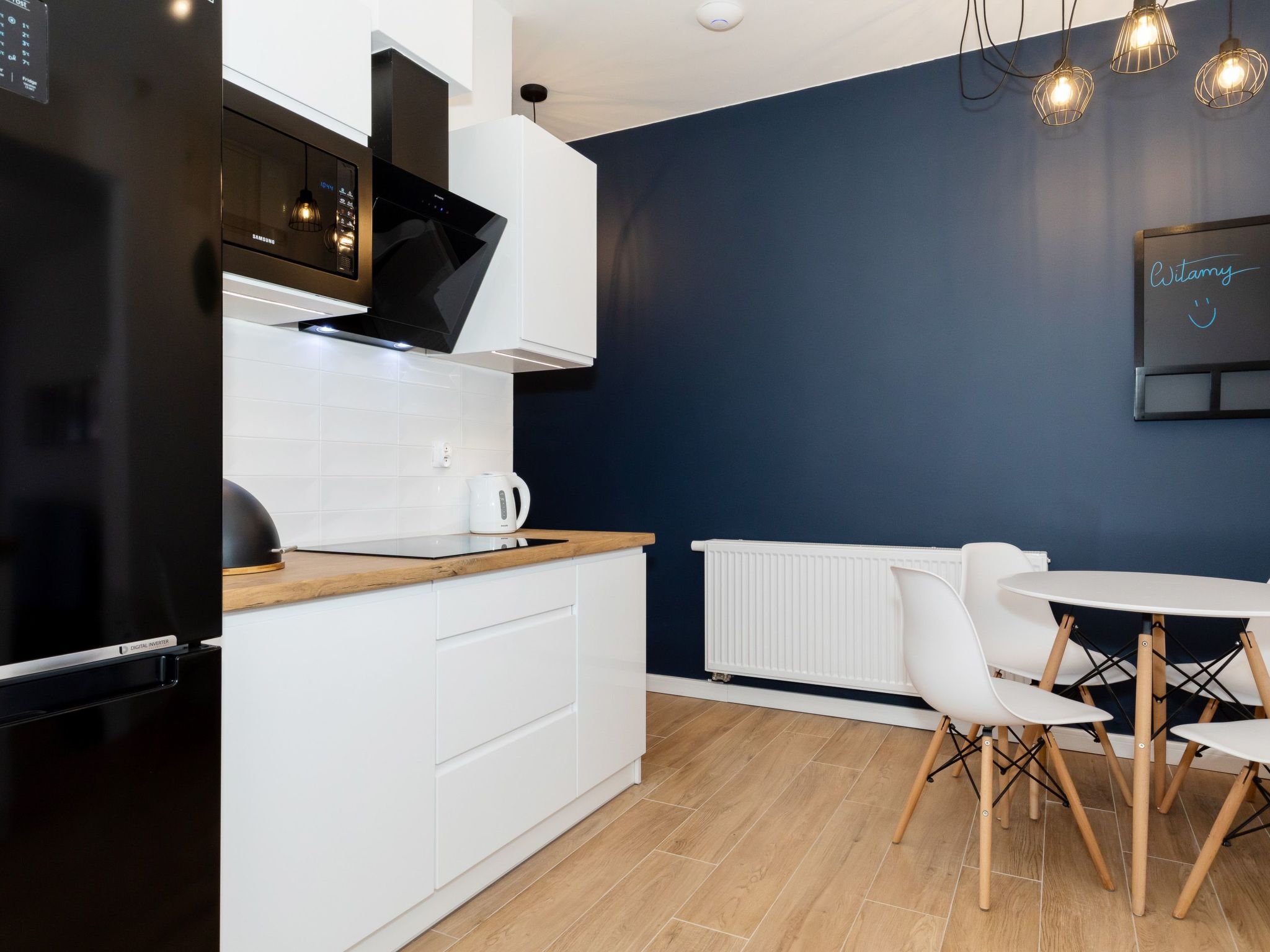 "Marine" mit gemeinschaftlichem Pool