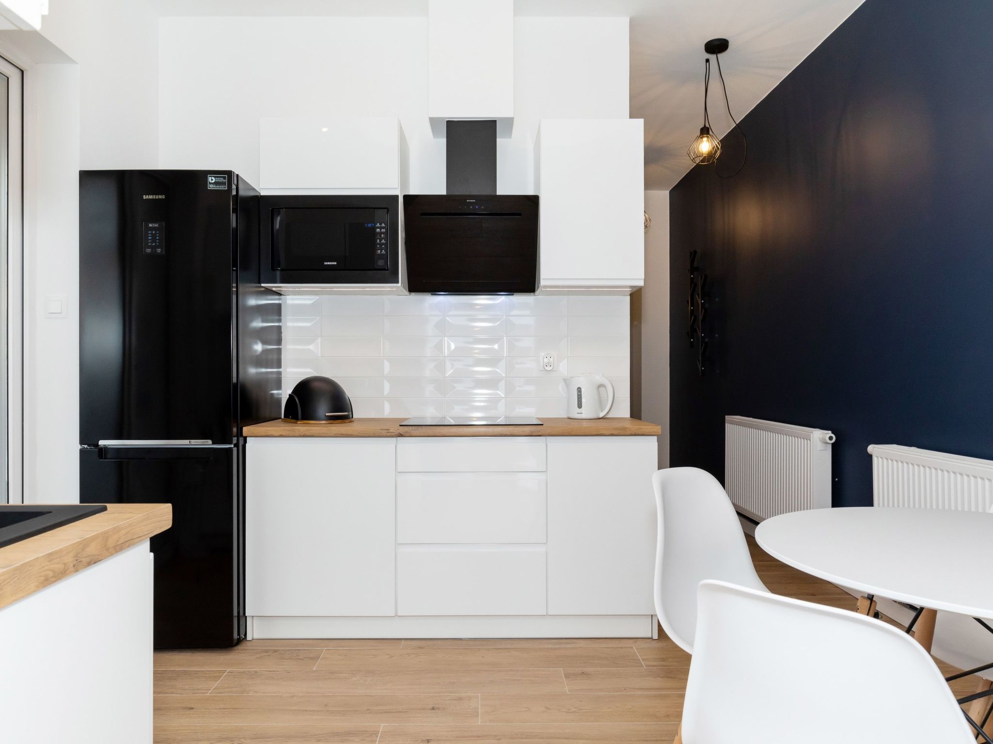 "Marine" mit gemeinschaftlichem Pool-Image-tags.info