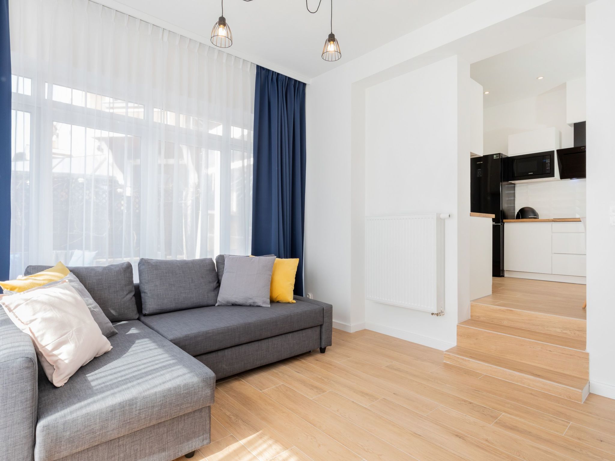 "Marine" mit gemeinschaftlichem Pool-Image-tags.info