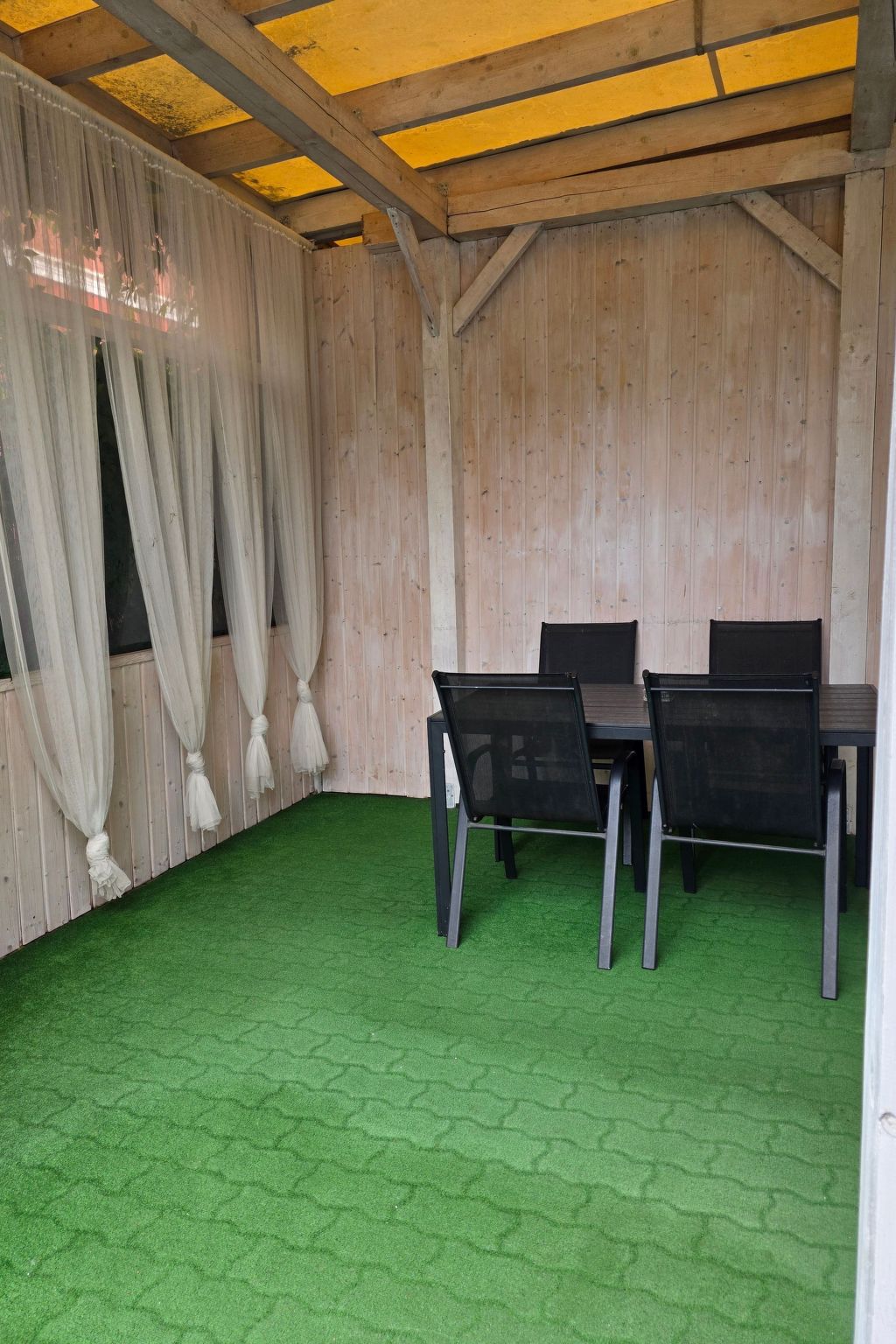 "Marine" mit gemeinschaftlichem Pool-Image-tags.info