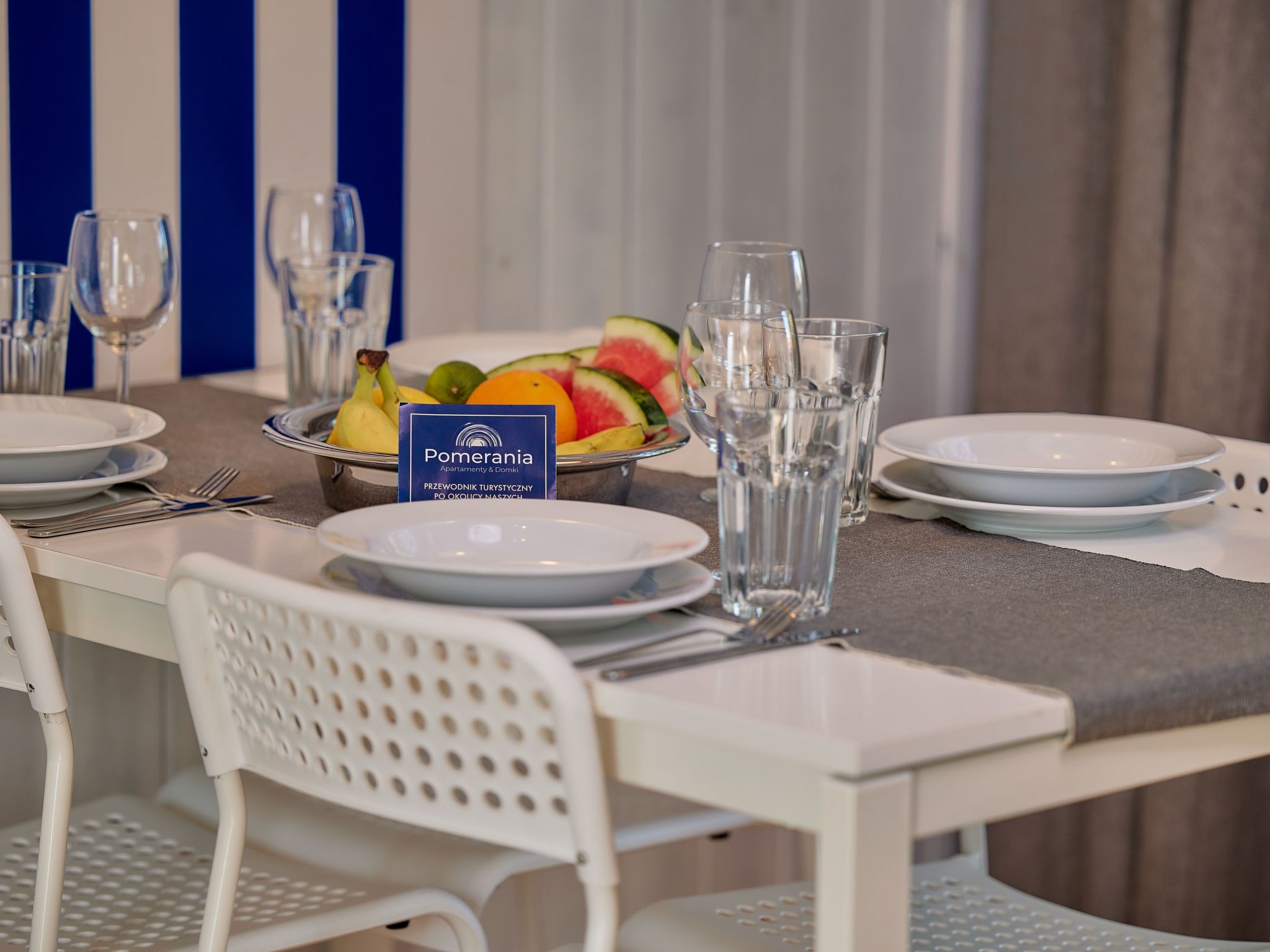 Mit Schwimmbad-Image-tags.info