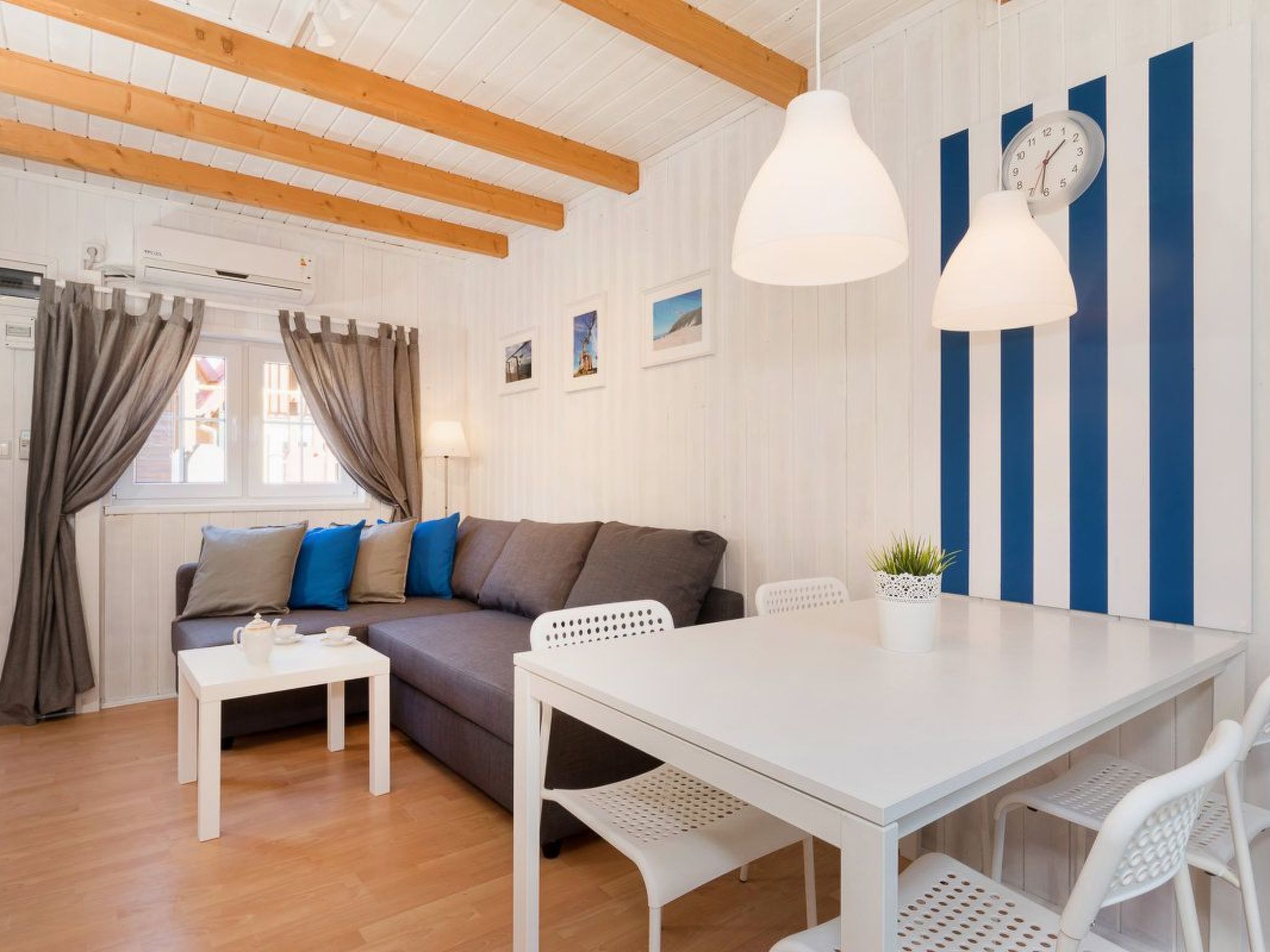 "Boathouse" mit Schwimmbad