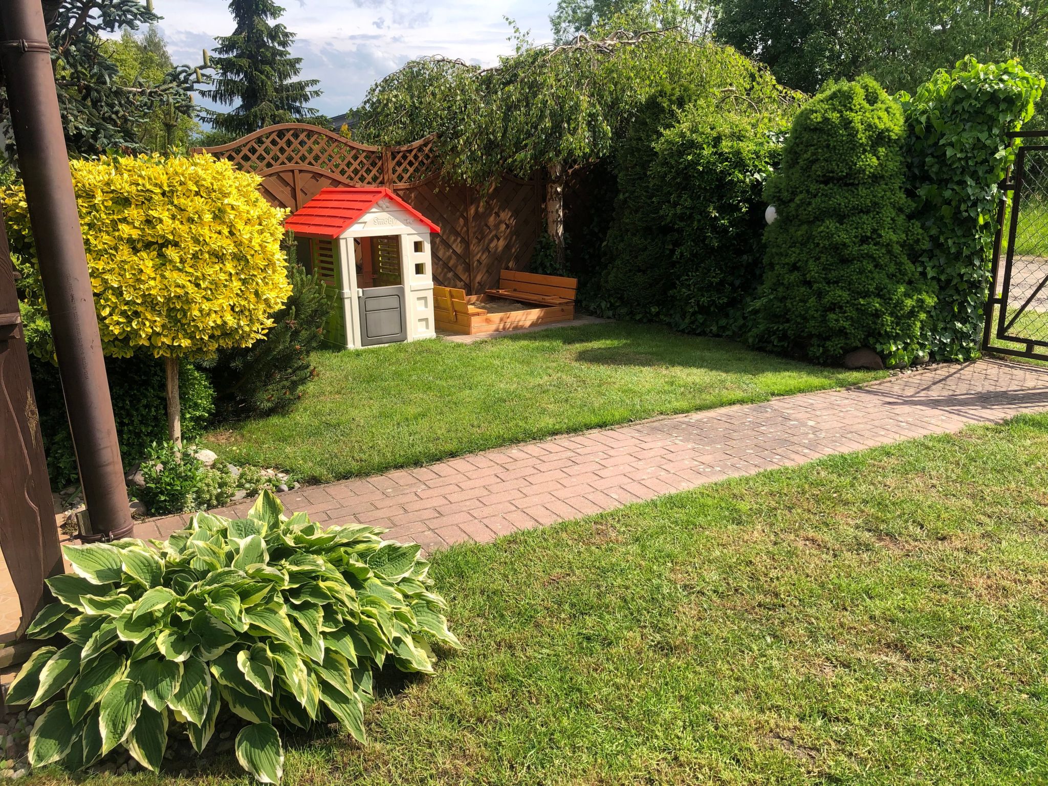 Willa Kinga z kominkiem - Buiten