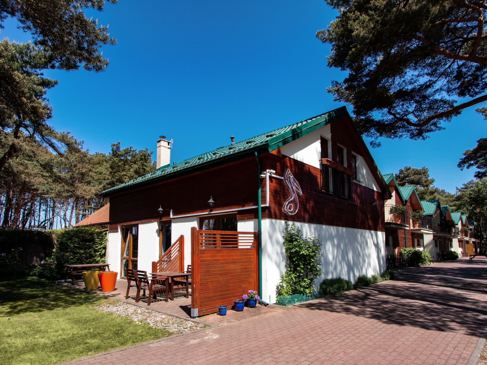 In Dźwirzyno mit Privater Terrasse-Binnen