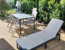 Comfortabel appartement met tuin, BBQ & WiFi, op 300m van zee - thumbnail 3
