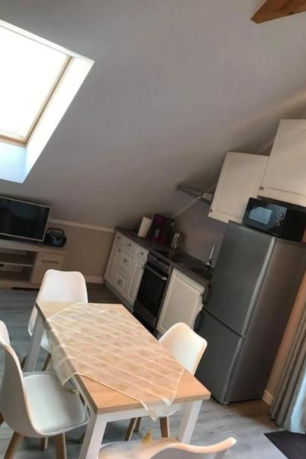 Gemütliches Ferienhaus mit Garten und Seeblick-Image-tags.info