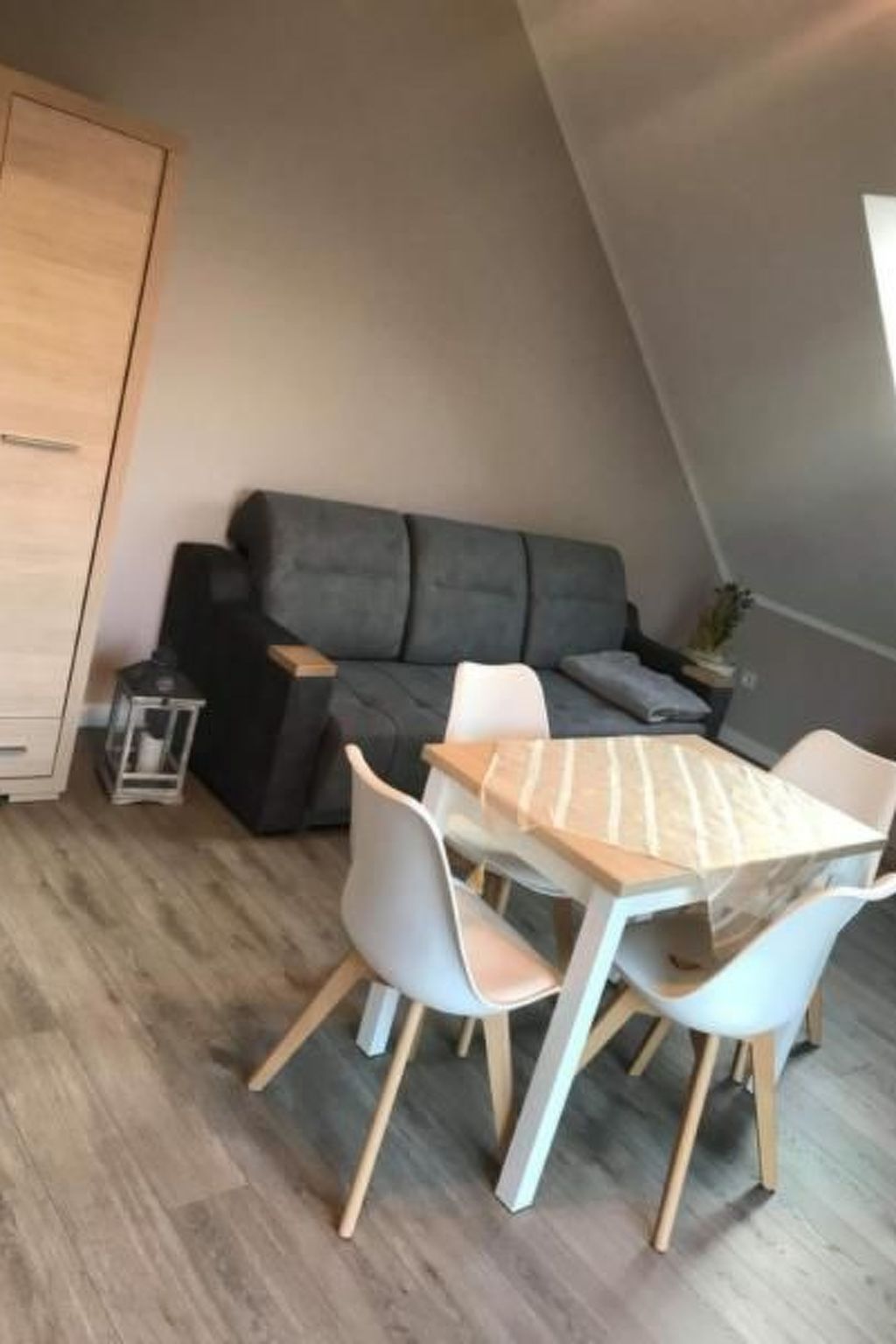 Gemütliches Ferienhaus mit Garten und Seeblick-Image-tags.info