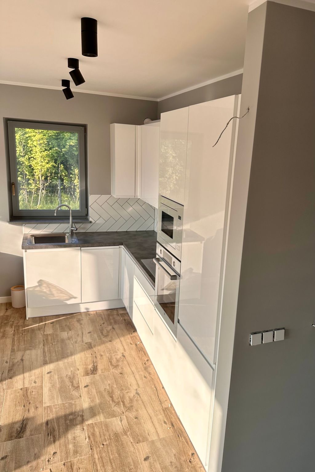 Double Bernstein-Binnen