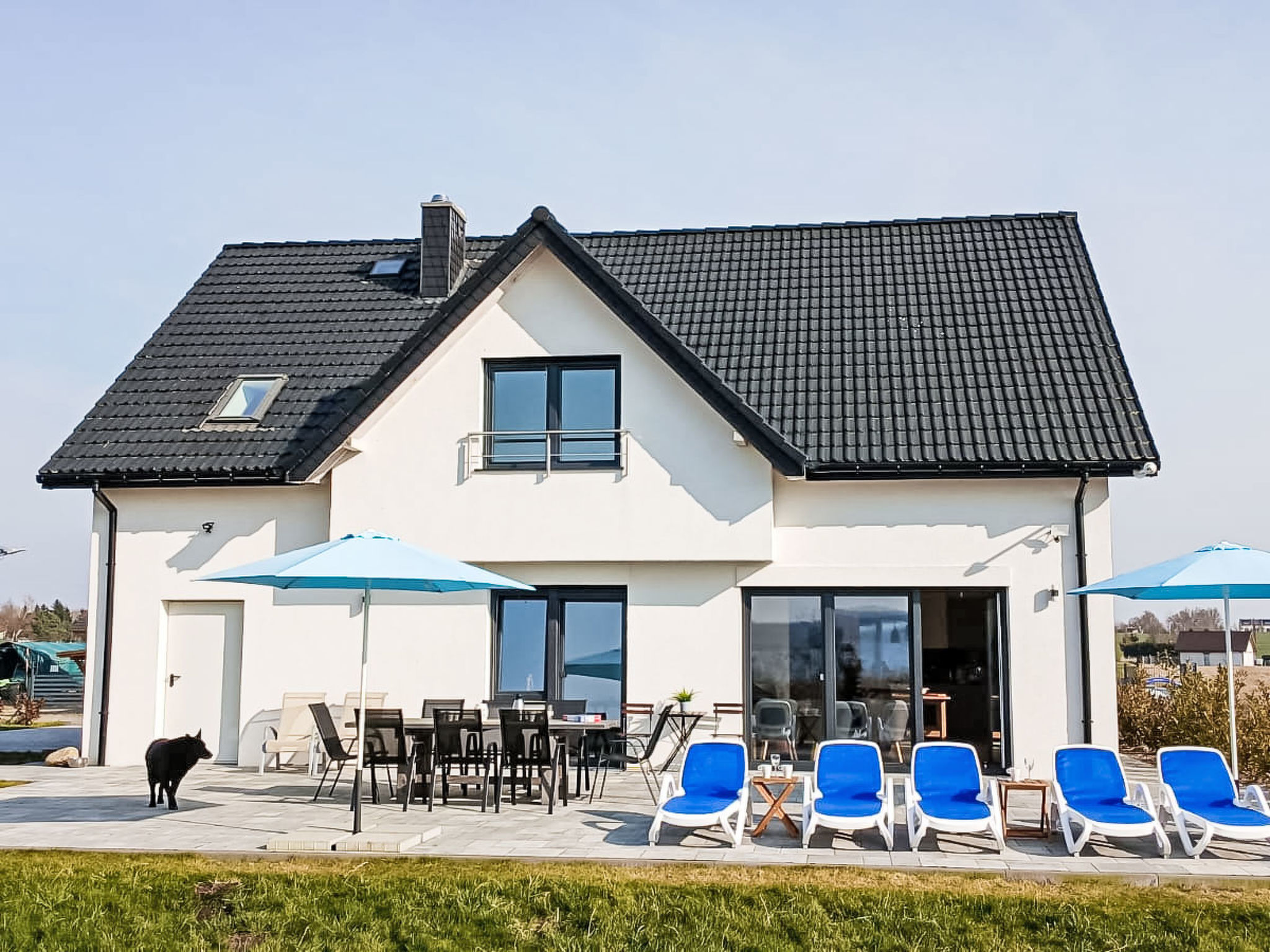 Ferienvilla "Villa Koprowo" mit Jacuzzi und Sauna - Buiten