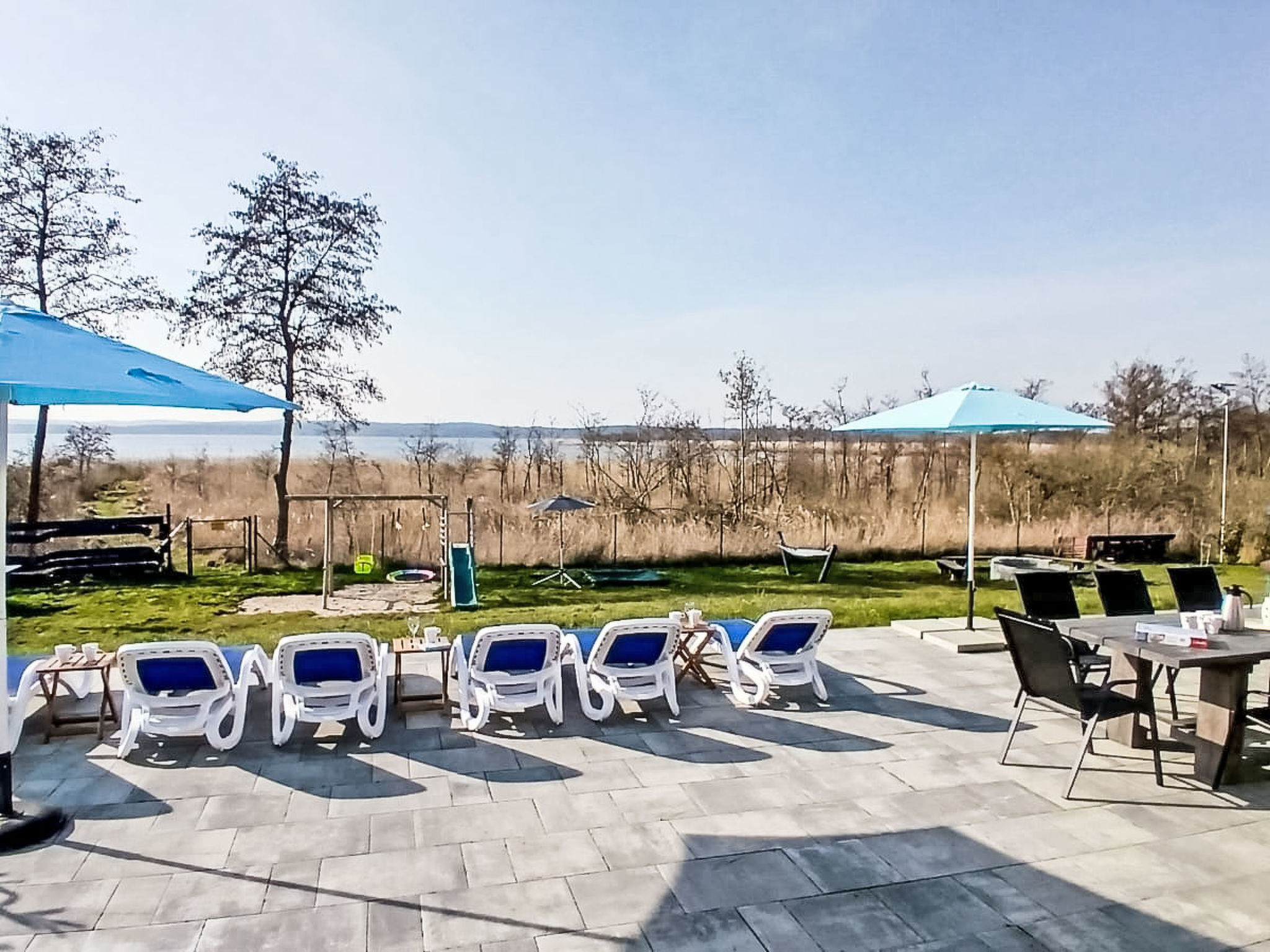 Ferienvilla "Villa Koprowo" mit Jacuzzi und Sauna - Buiten