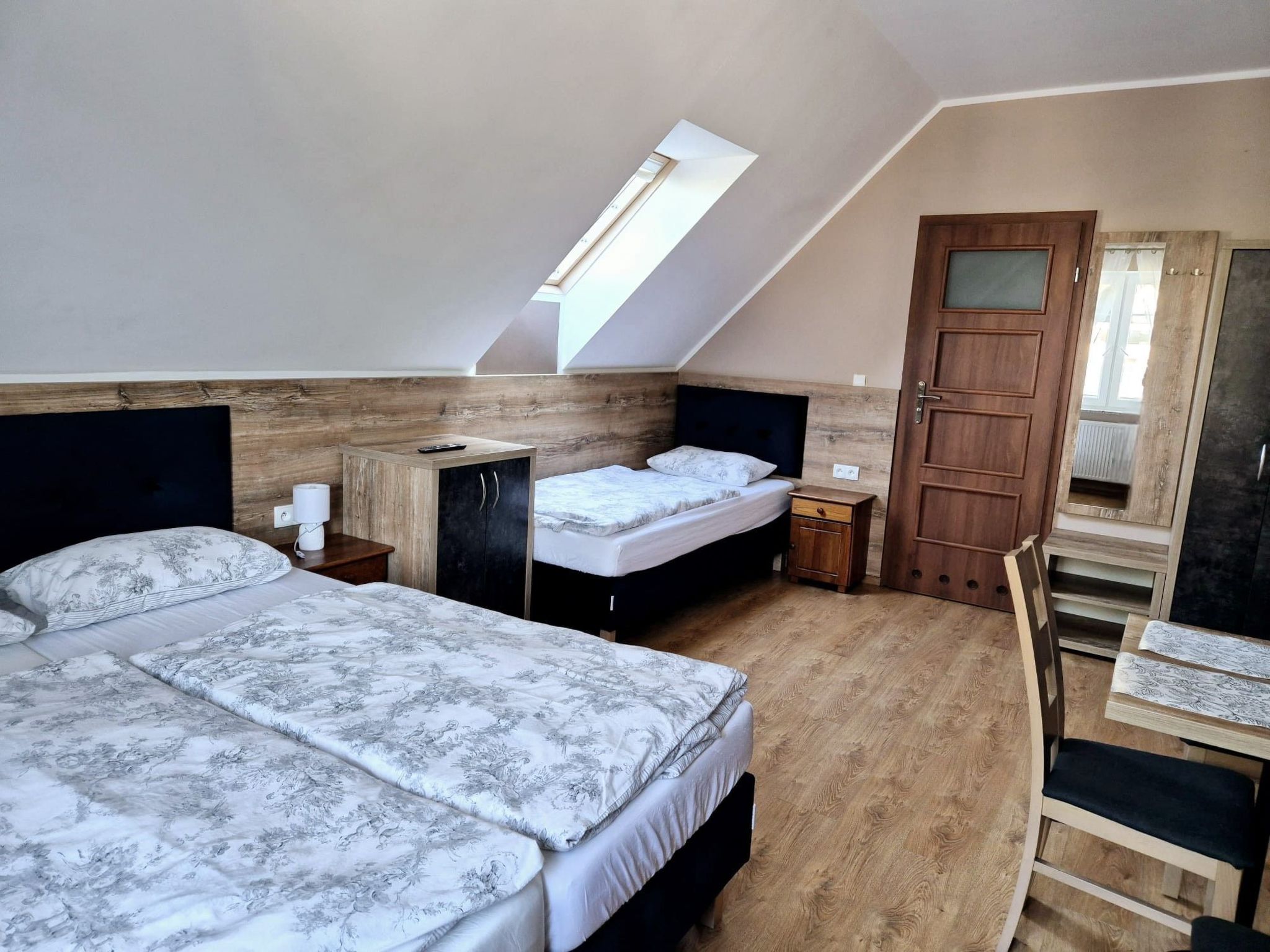 Mit Wasserblick-Binnen