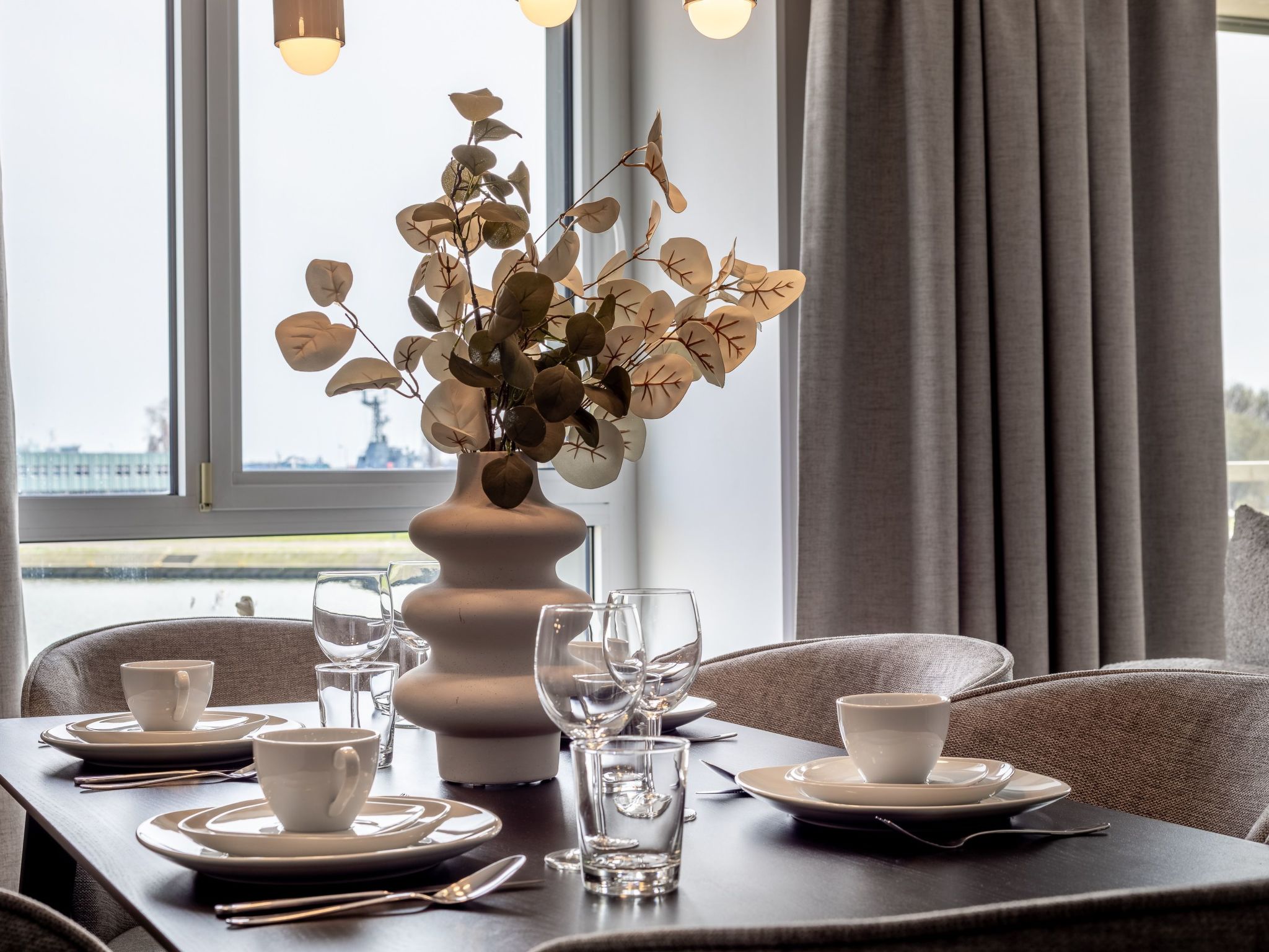 Concha mit Blick auf den Hafen-Image-tags.info