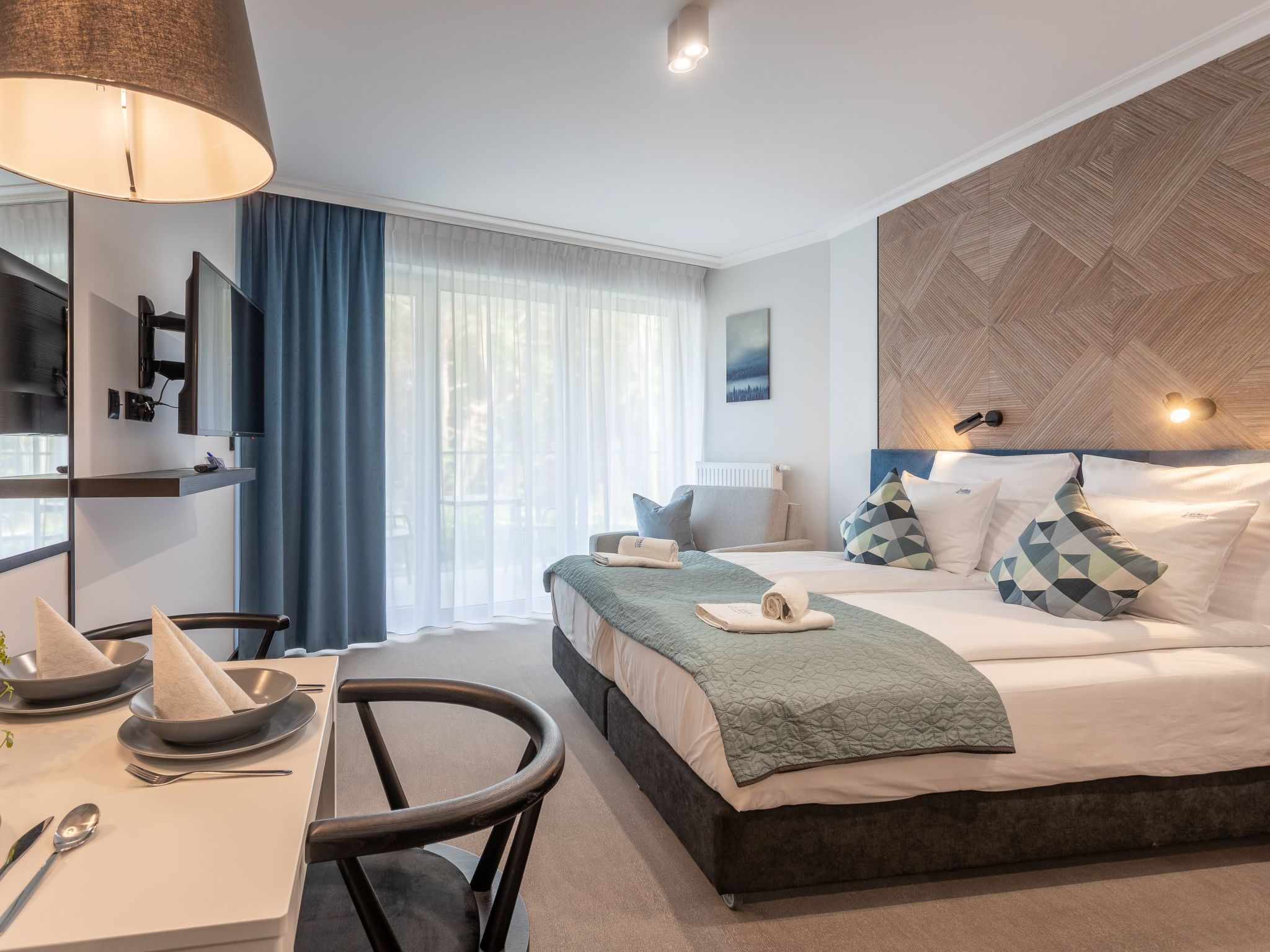 Elegantes, strandnahes Ferienappartement Albus — Bedroom (1 of 13)