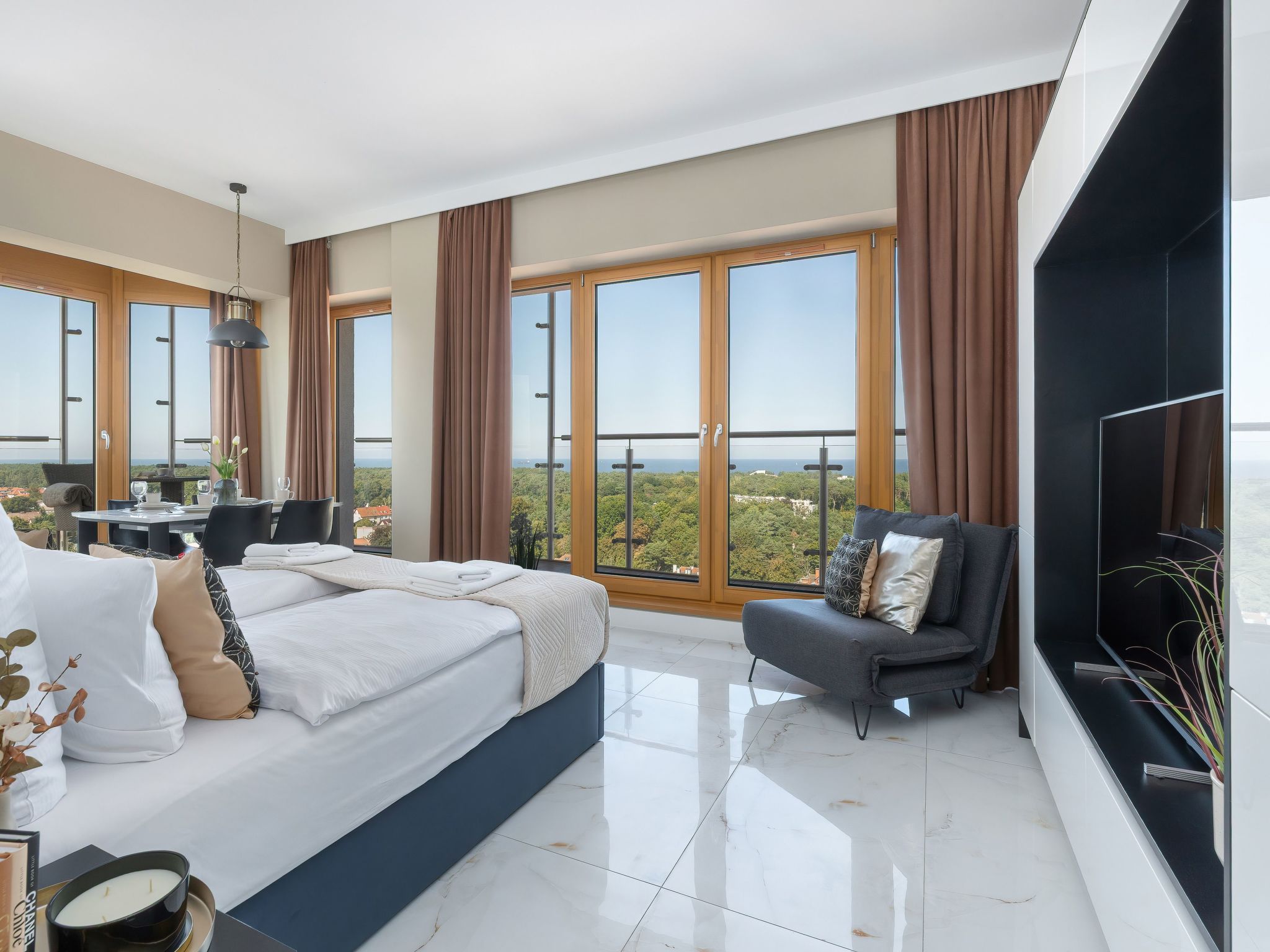 "Platan Tower 114"-Image-tags.info