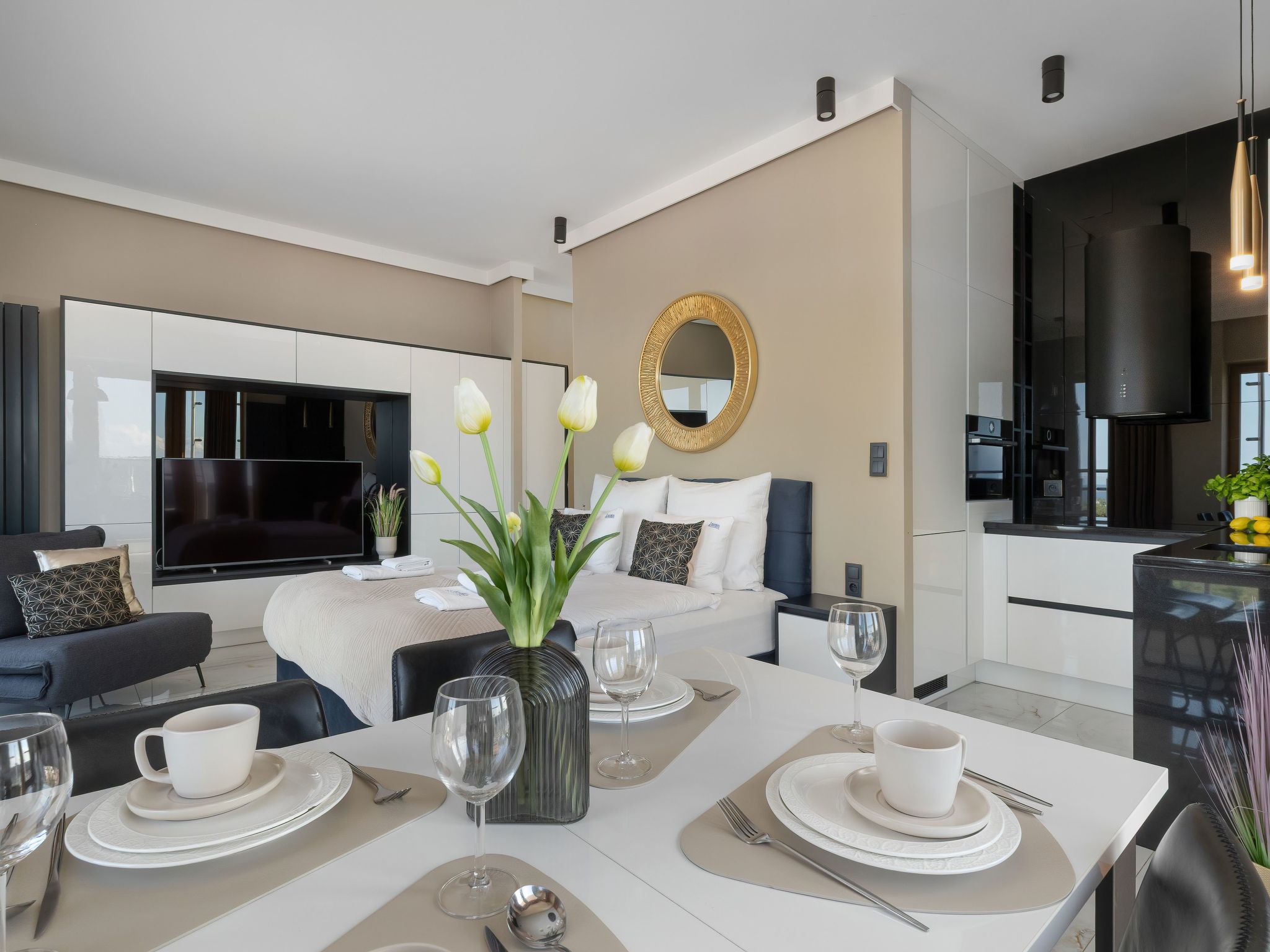 "Platan Tower 114"-Image-tags.info