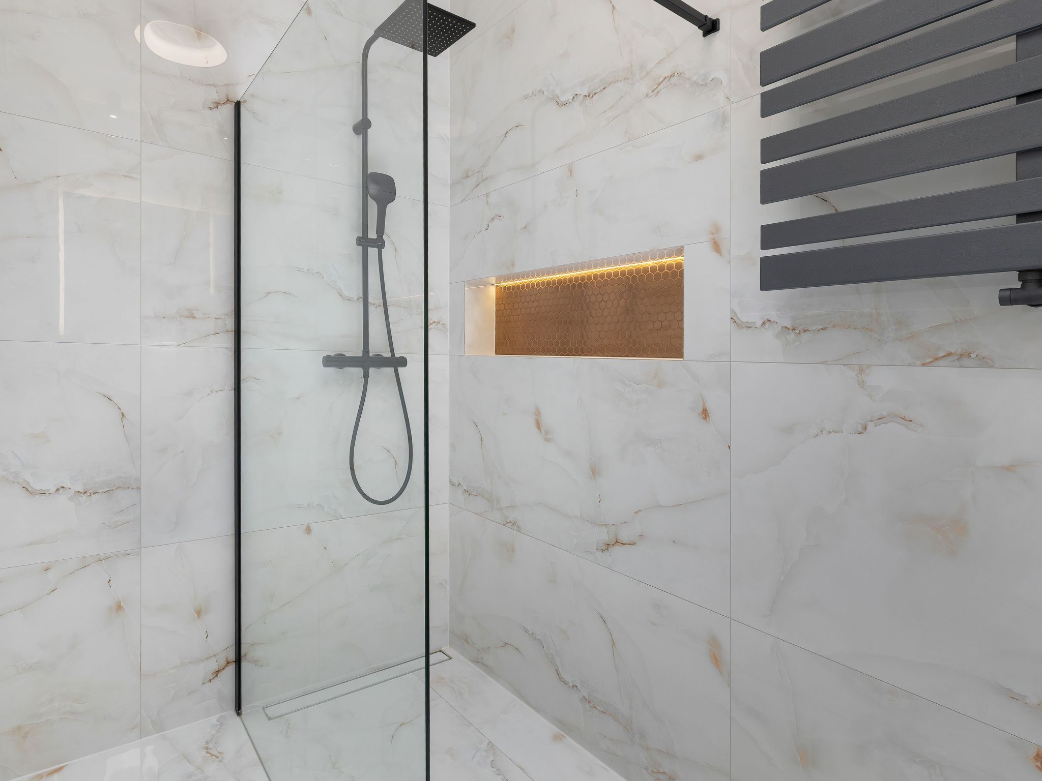 "Platan Tower 113"-Image-tags.info