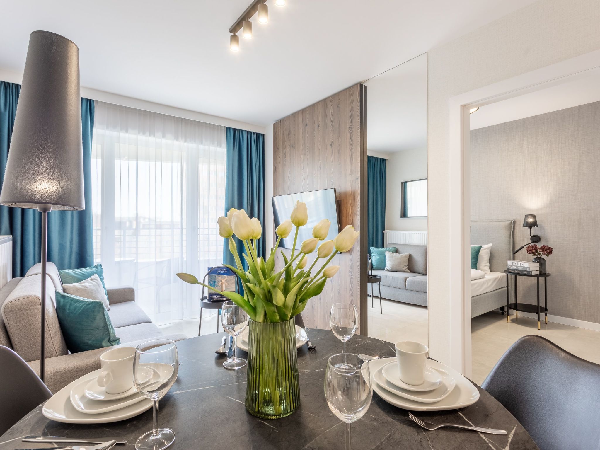 Elegante Ferienwohnung an der Ostsee — Living Room (3 of 11)