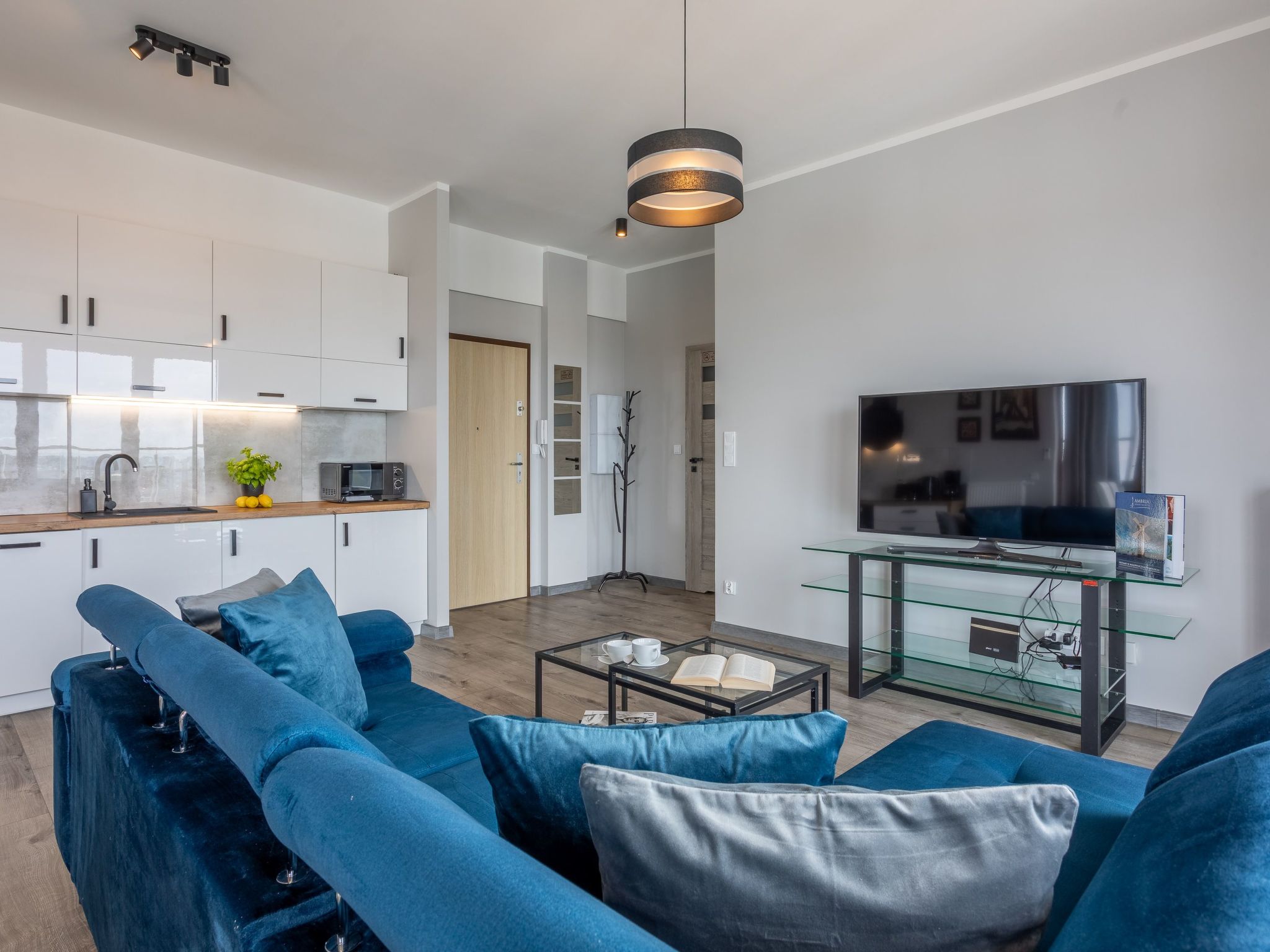 Tower 97 in hervorragender Lage-Image-tags.info